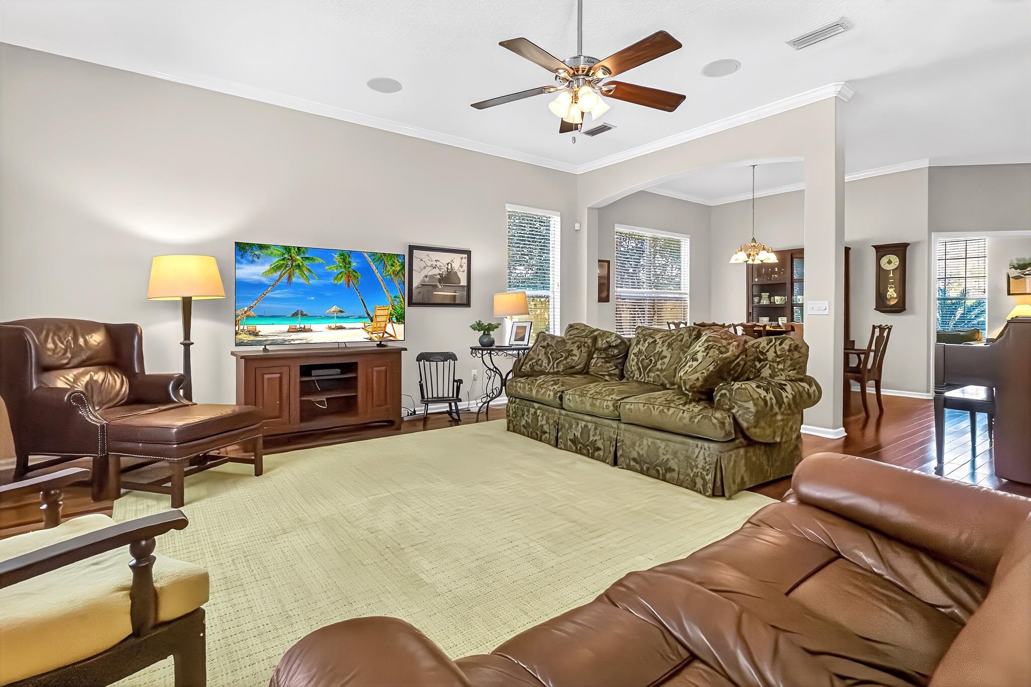 Image 15 of 71 For 1160 Eddystone Ln