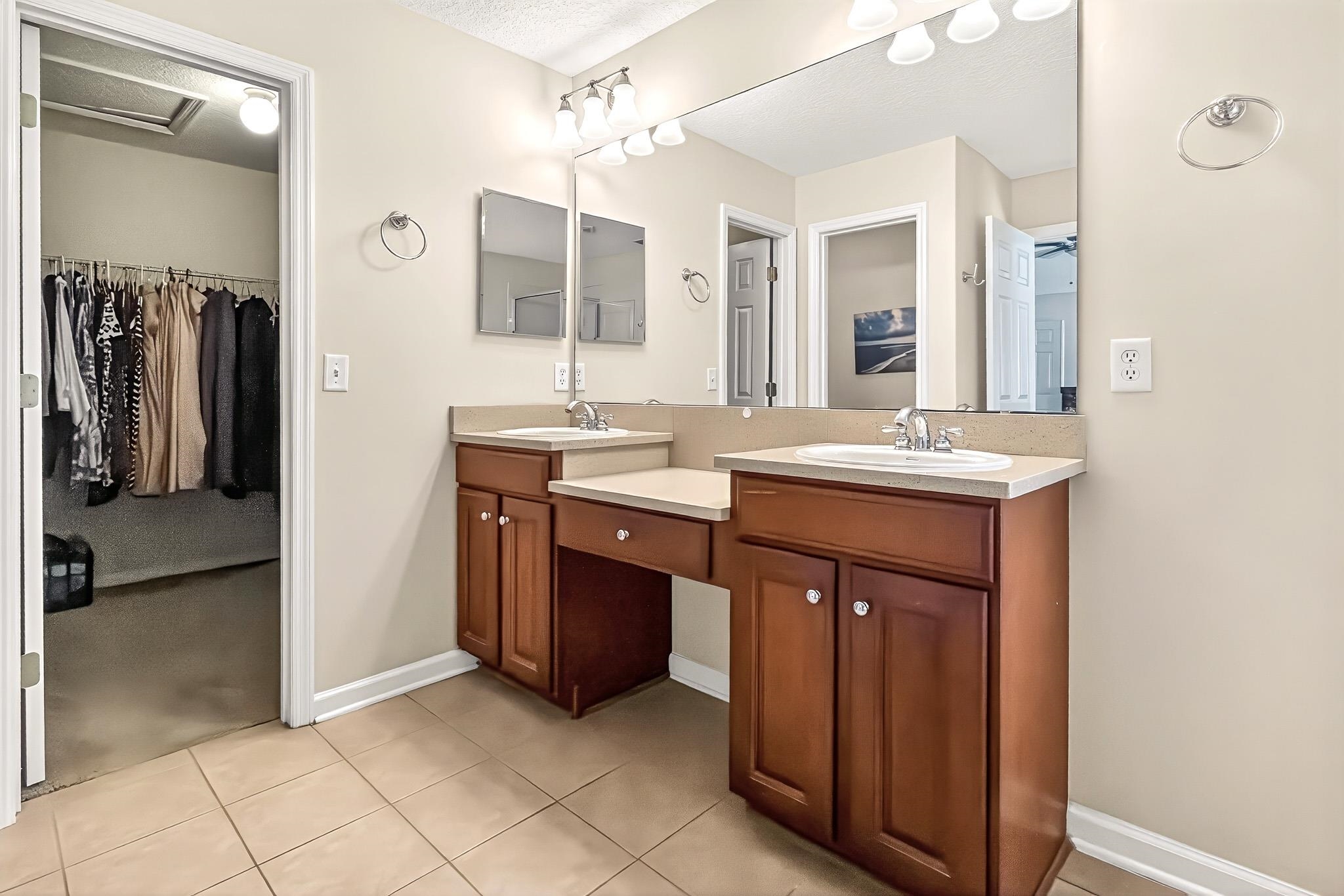 Image 22 of 71 For 1160 Eddystone Ln