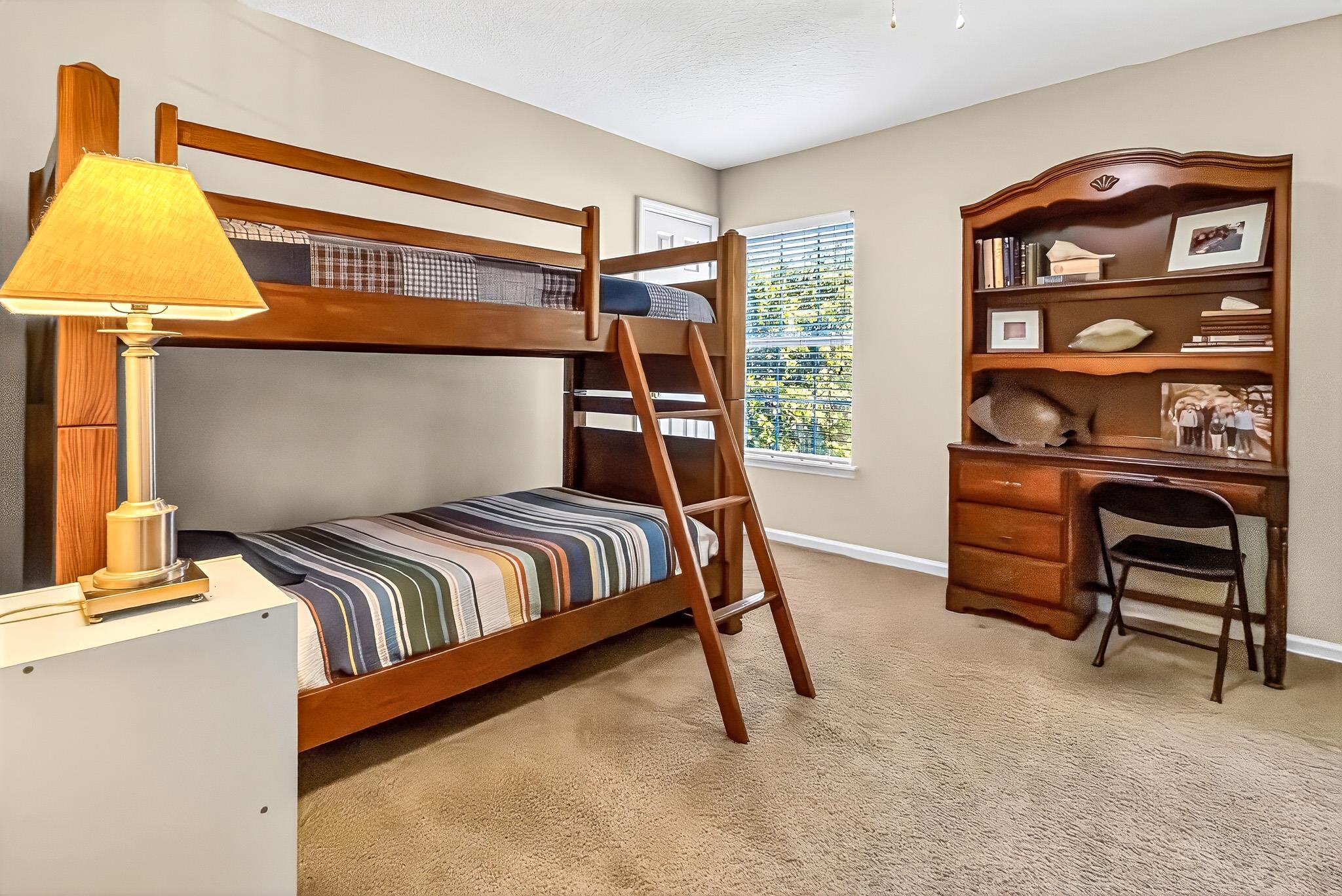 Image 36 of 71 For 1160 Eddystone Ln