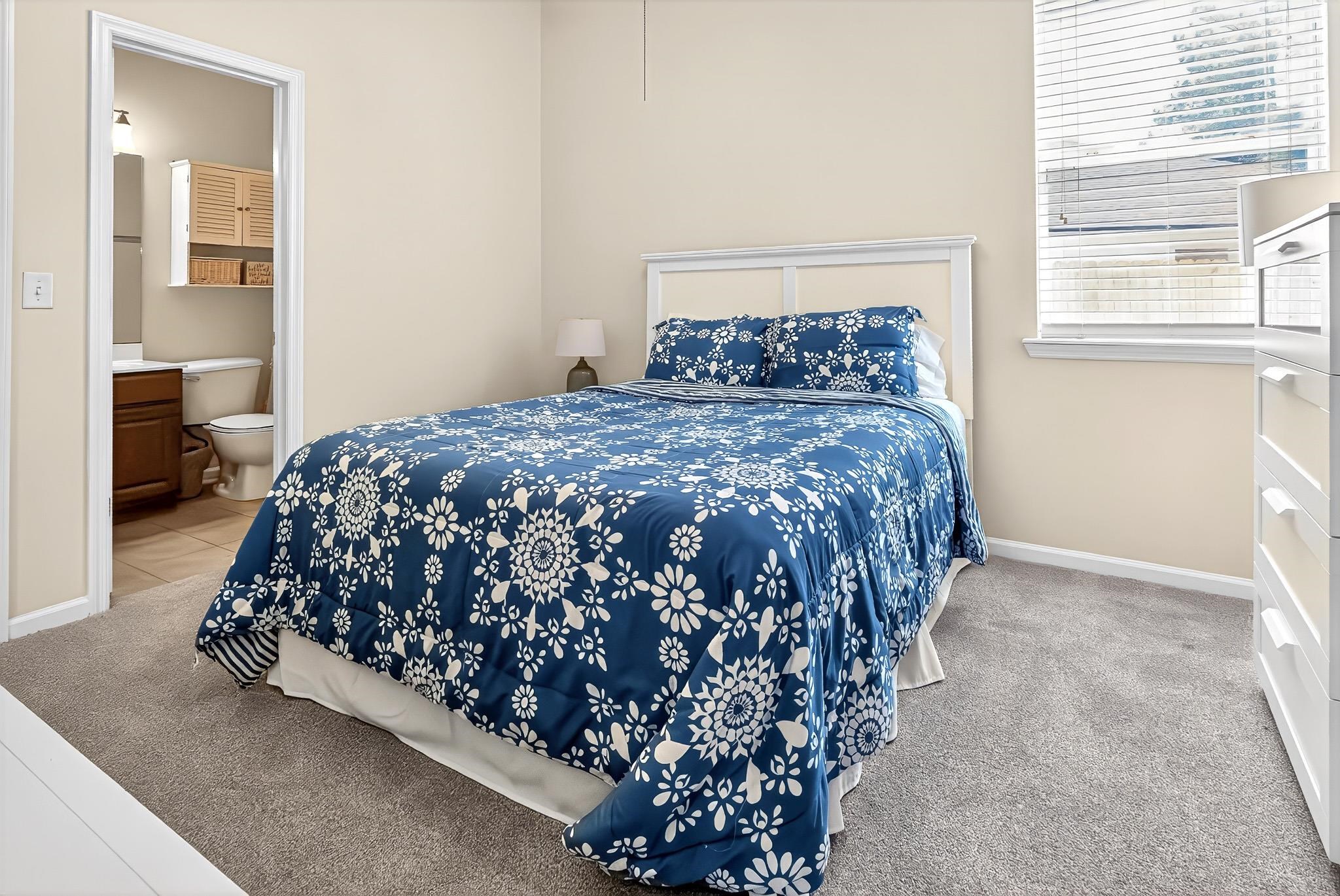 Image 42 of 71 For 1160 Eddystone Ln