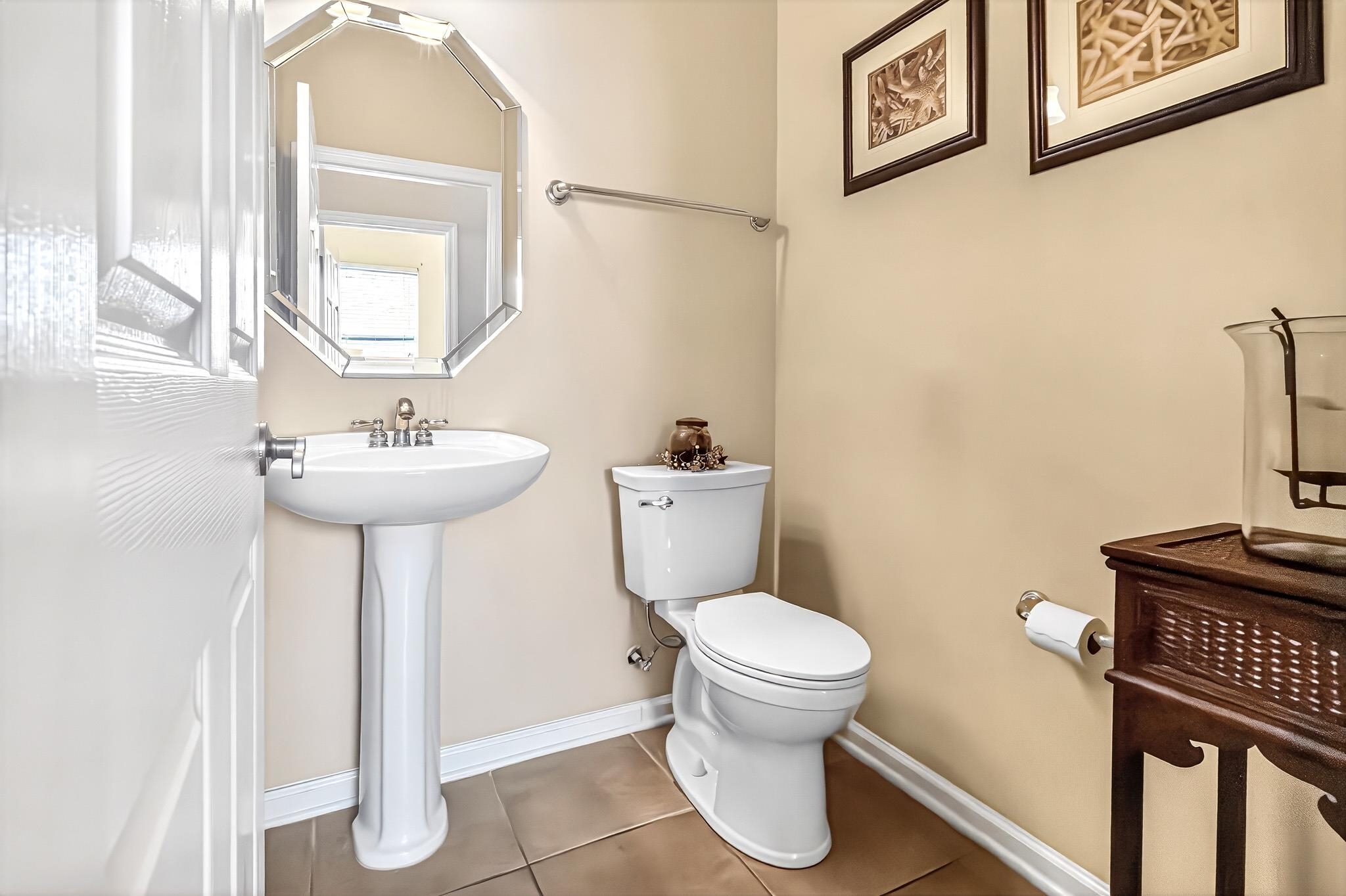 Image 47 of 71 For 1160 Eddystone Ln