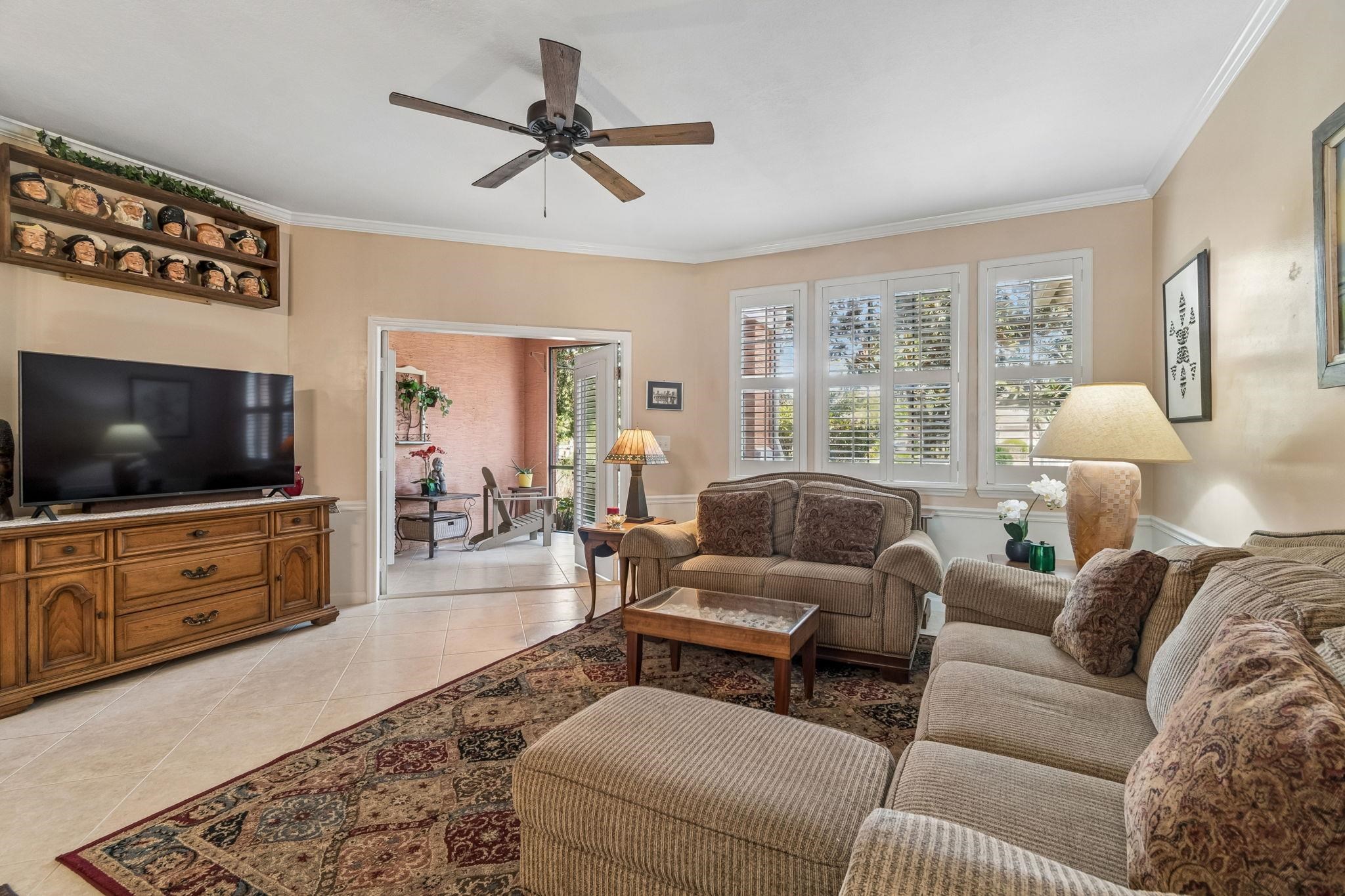 Image 10 of 92 For 4415 Serena Cir