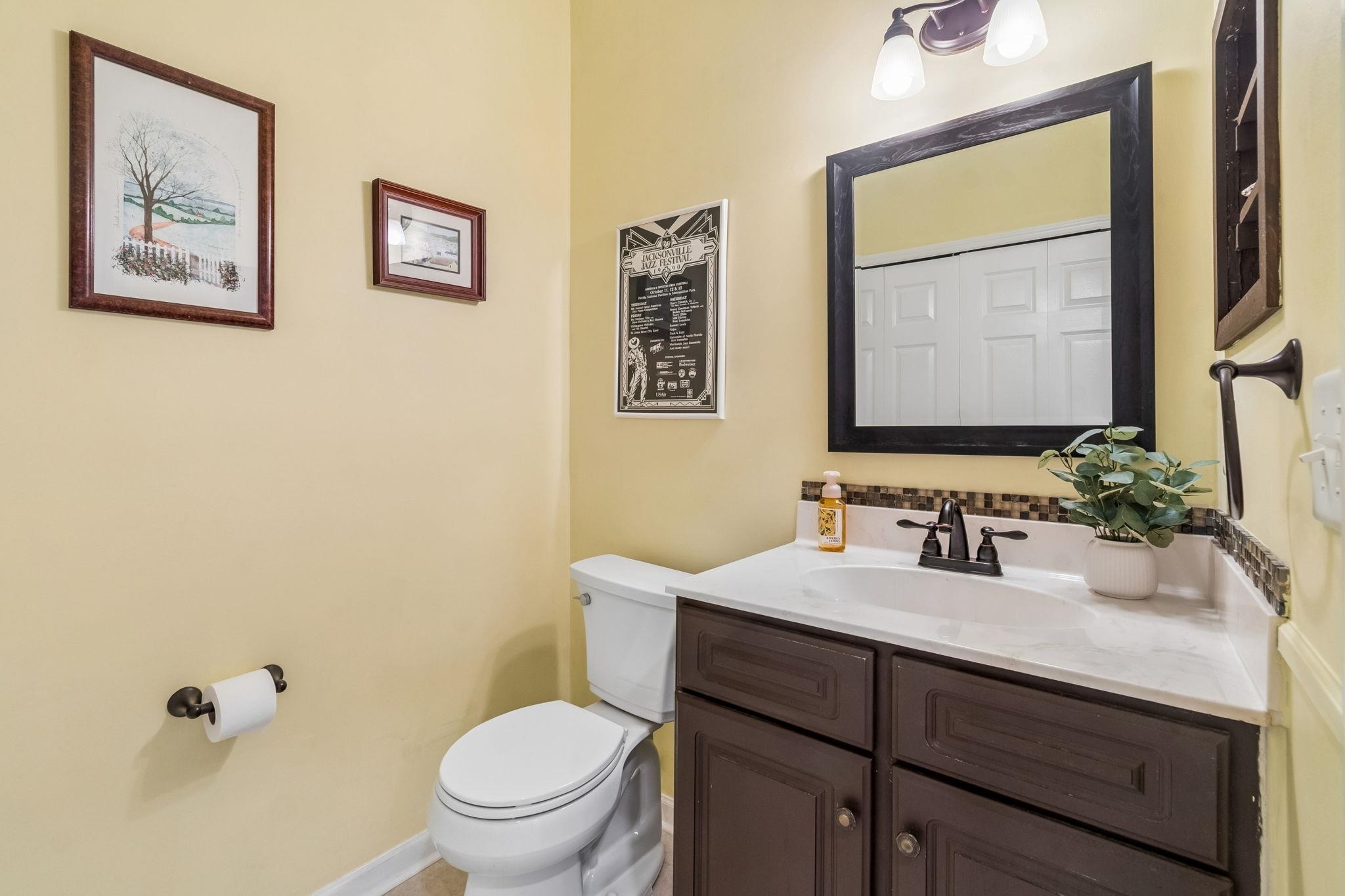 Image 21 of 92 For 4415 Serena Cir