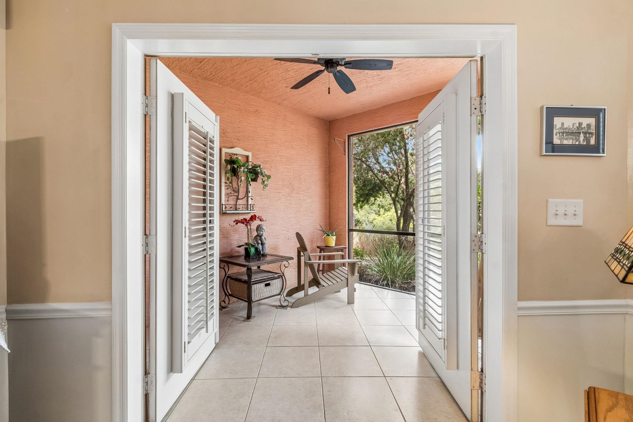 Image 22 of 92 For 4415 Serena Cir