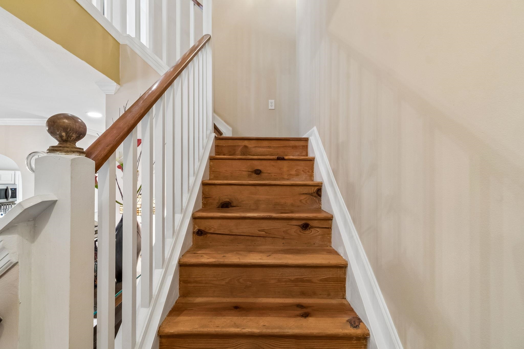 Image 26 of 92 For 4415 Serena Cir