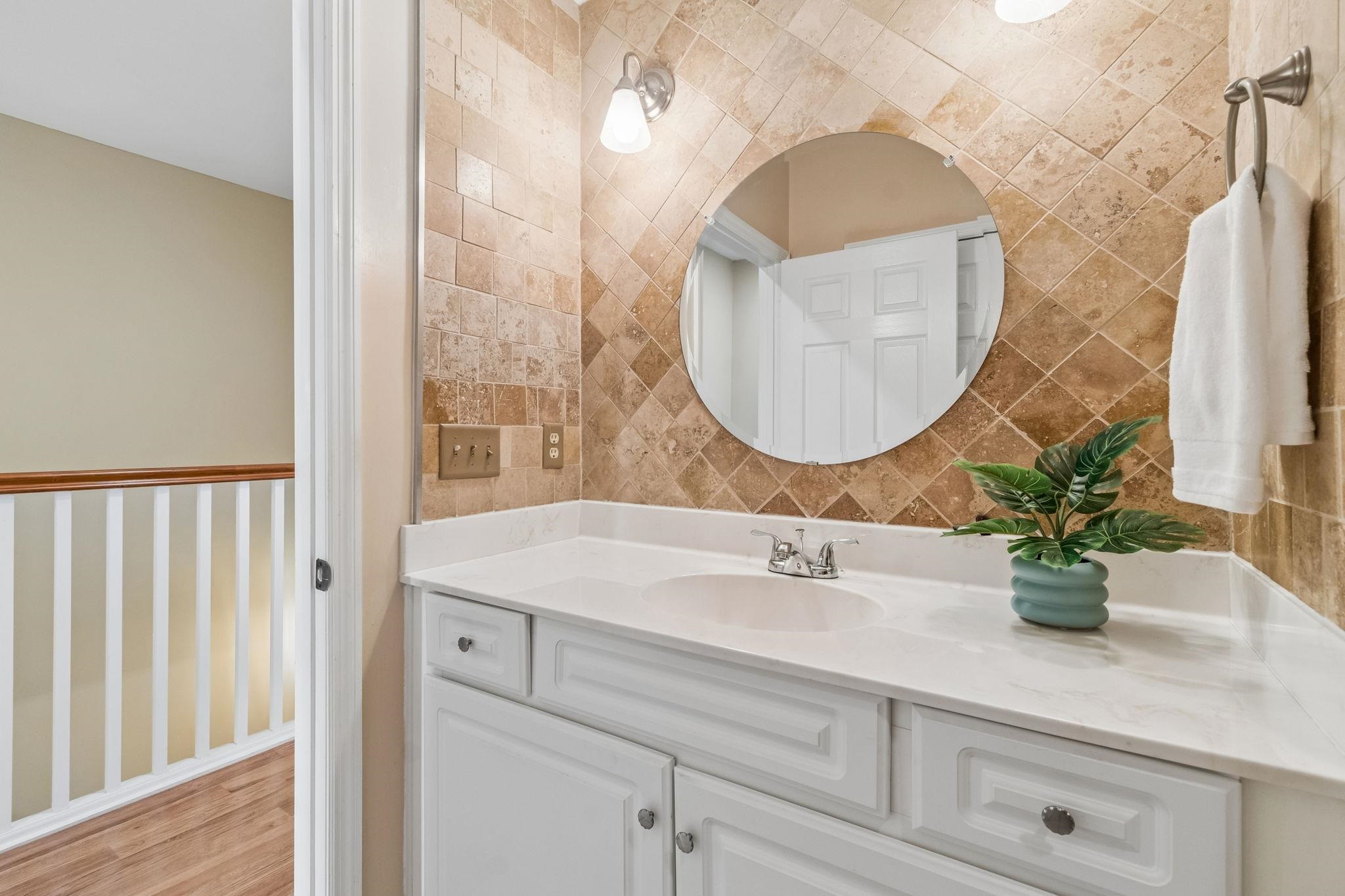 Image 34 of 92 For 4415 Serena Cir