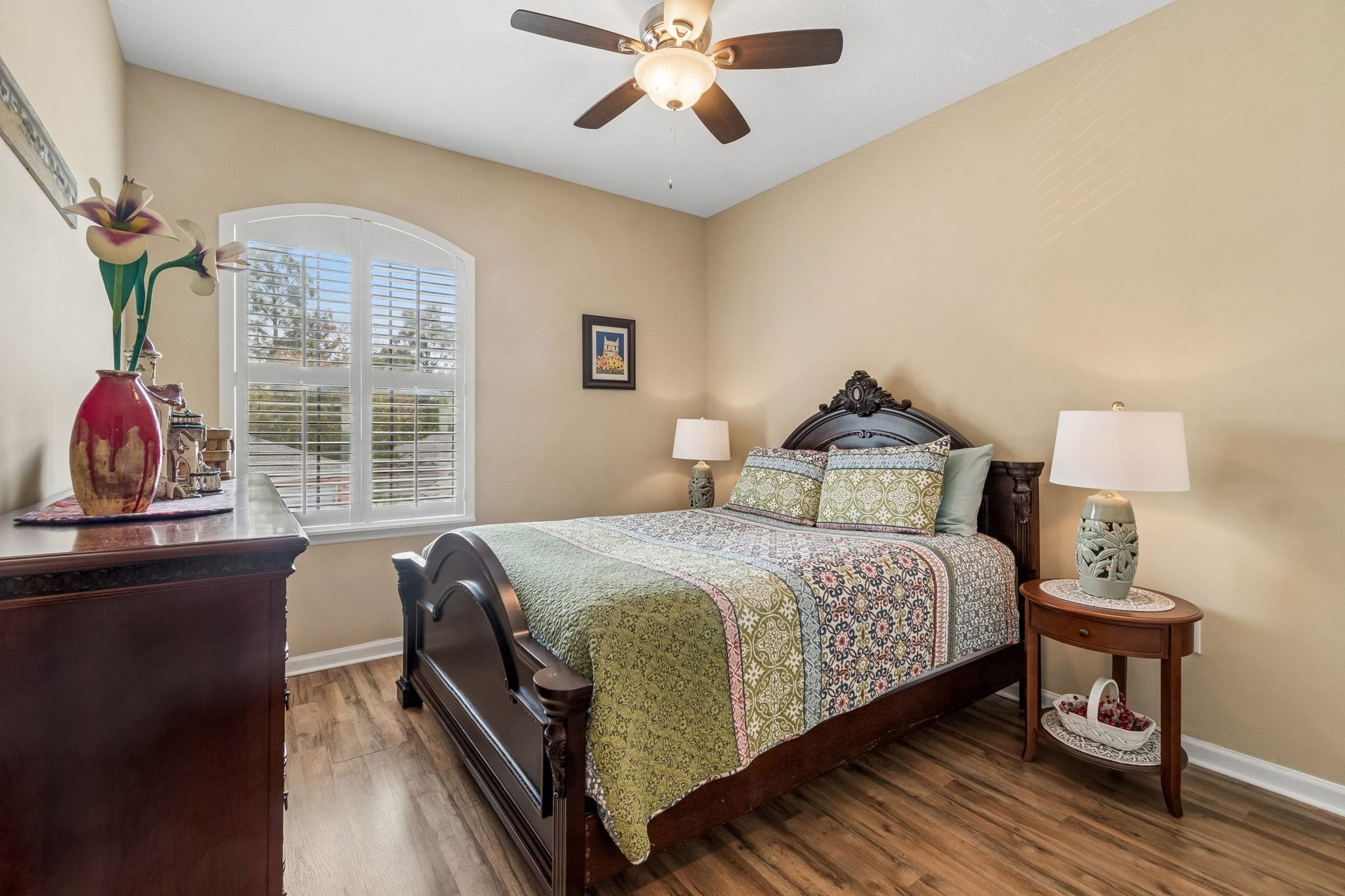 Image 36 of 92 For 4415 Serena Cir