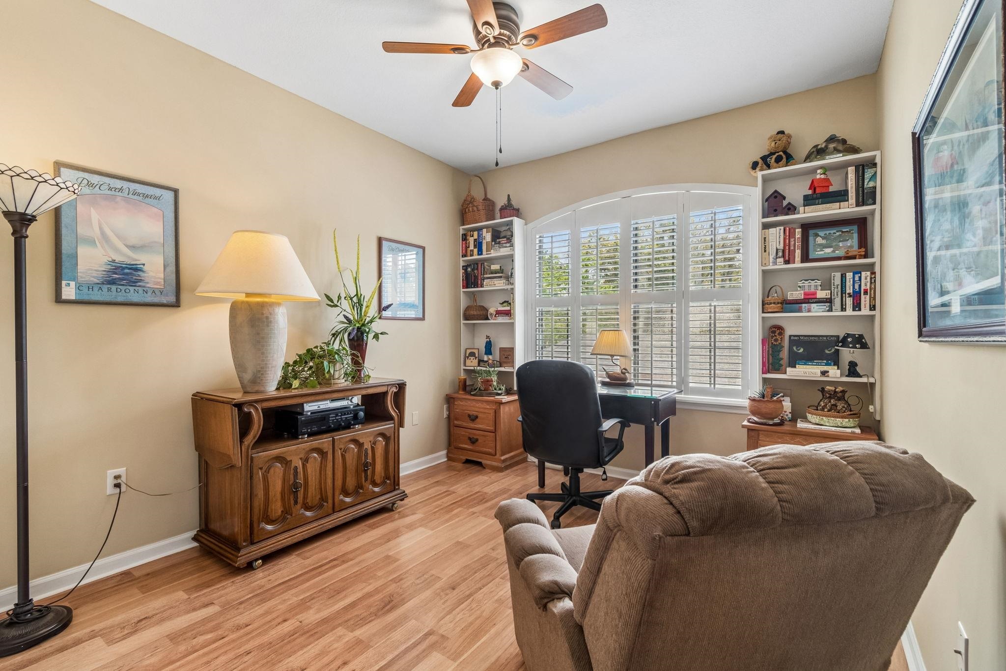 Image 39 of 92 For 4415 Serena Cir