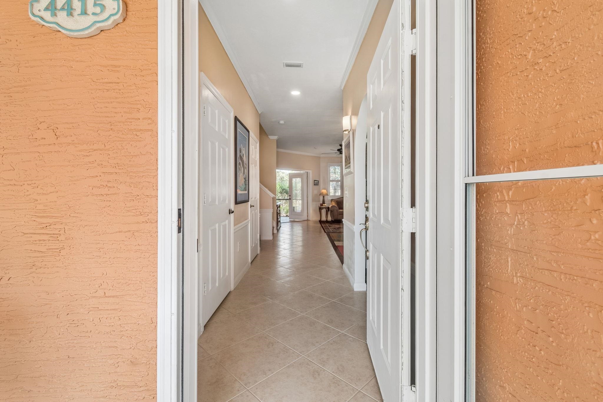 Image 4 of 92 For 4415 Serena Cir