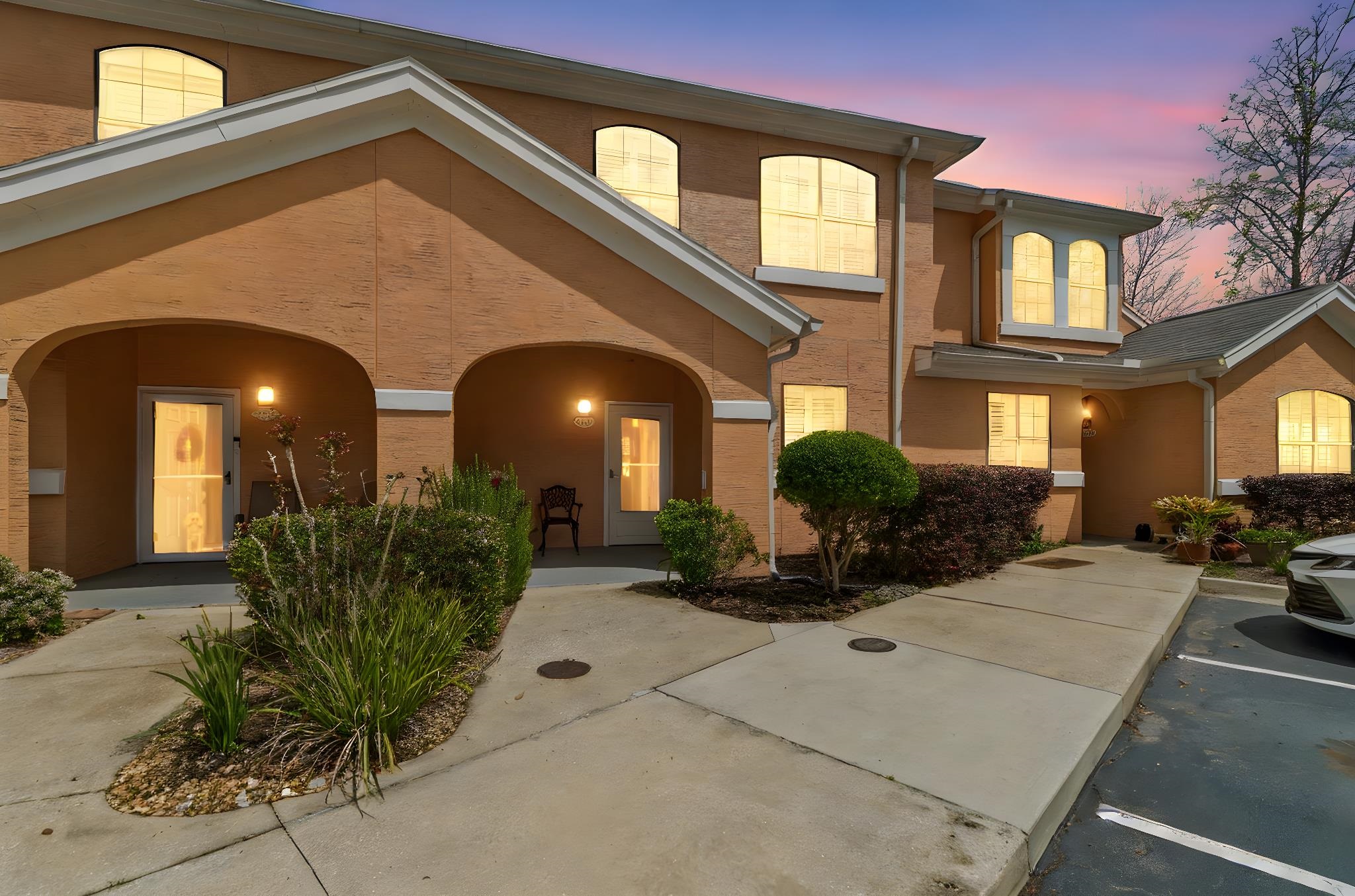 Image 51 of 92 For 4415 Serena Cir