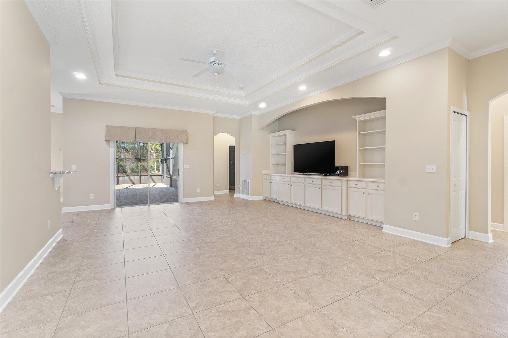 Image 6 of 53 For 751 Viscaya Blvd