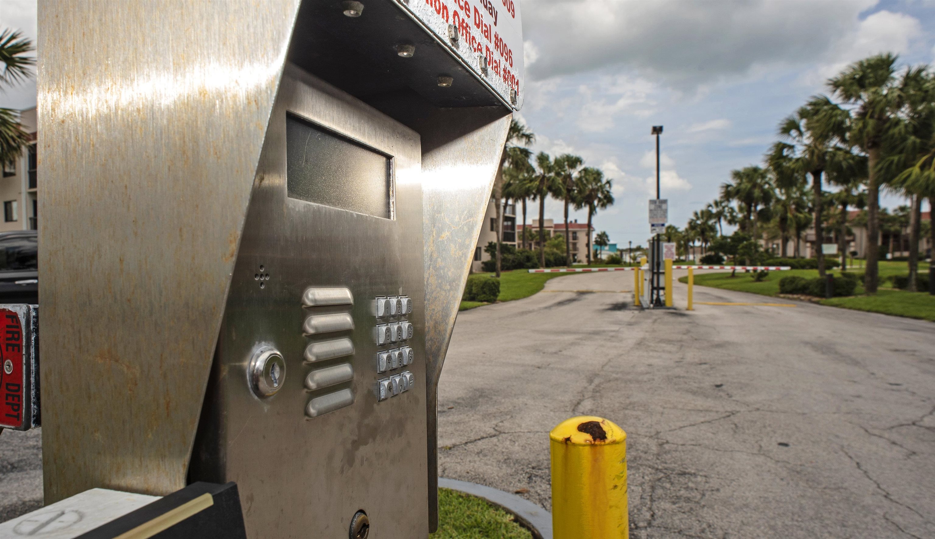 Image 42 of 49 For 4250 A1a South Unit D-12