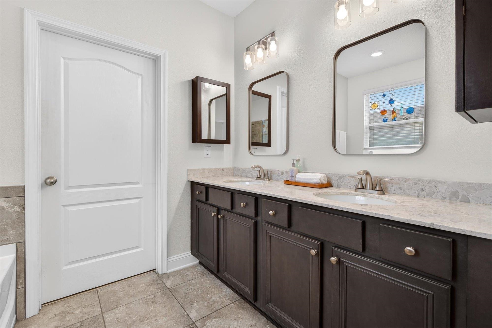 Image 18 of 54 For 111 Midway Park Dr