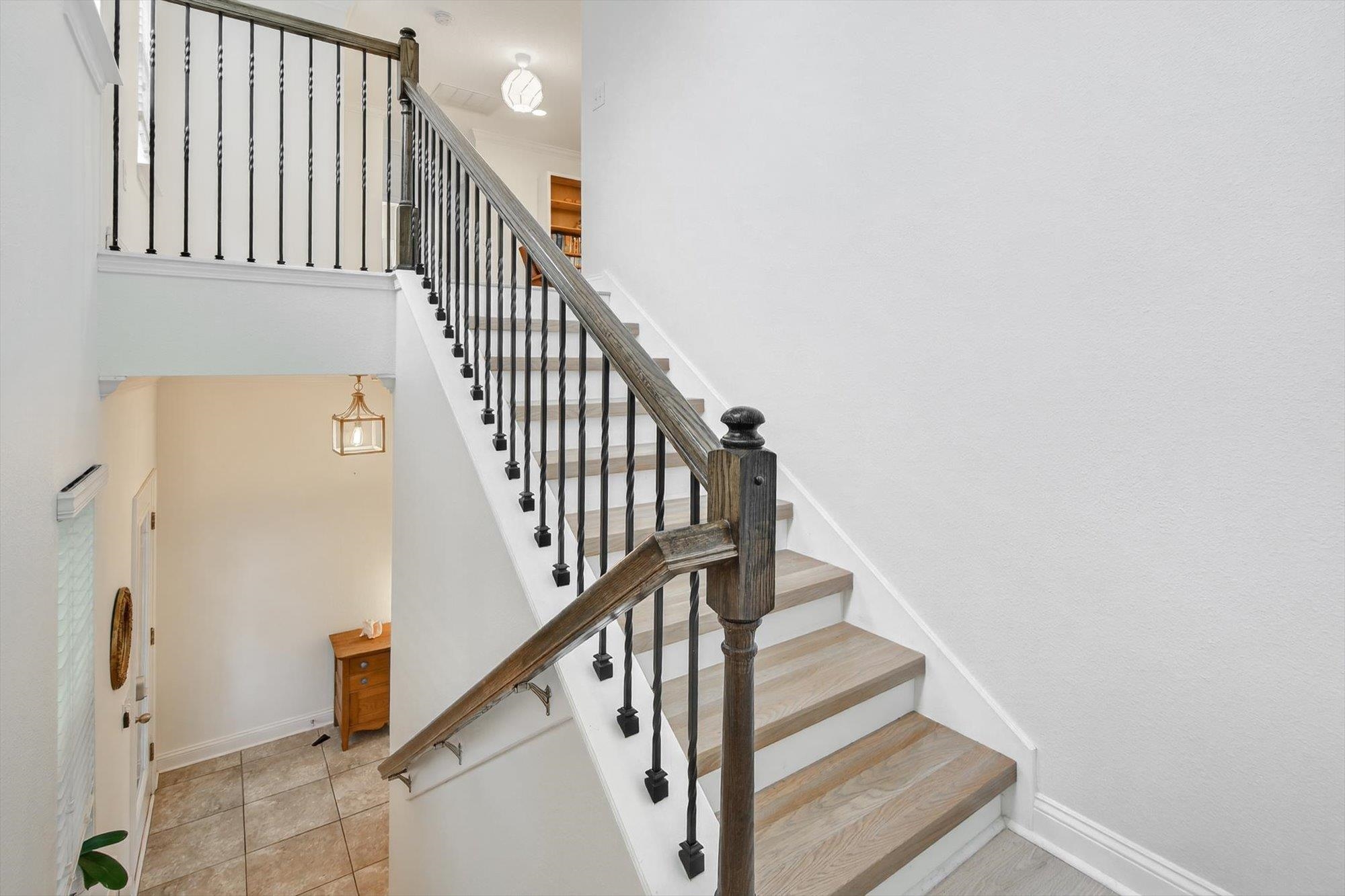 Image 25 of 54 For 111 Midway Park Dr