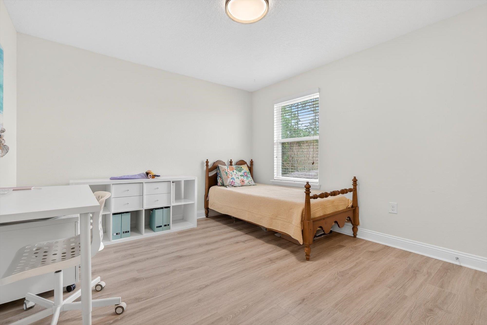 Image 29 of 54 For 111 Midway Park Dr