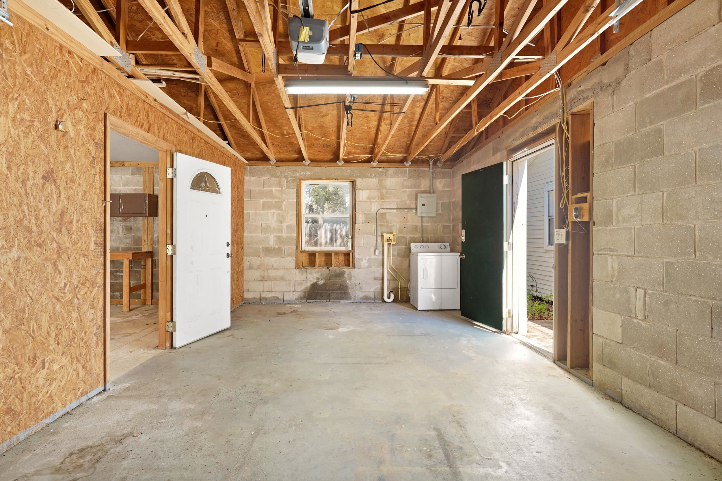 Image 29 of 34 For 132 Washington St