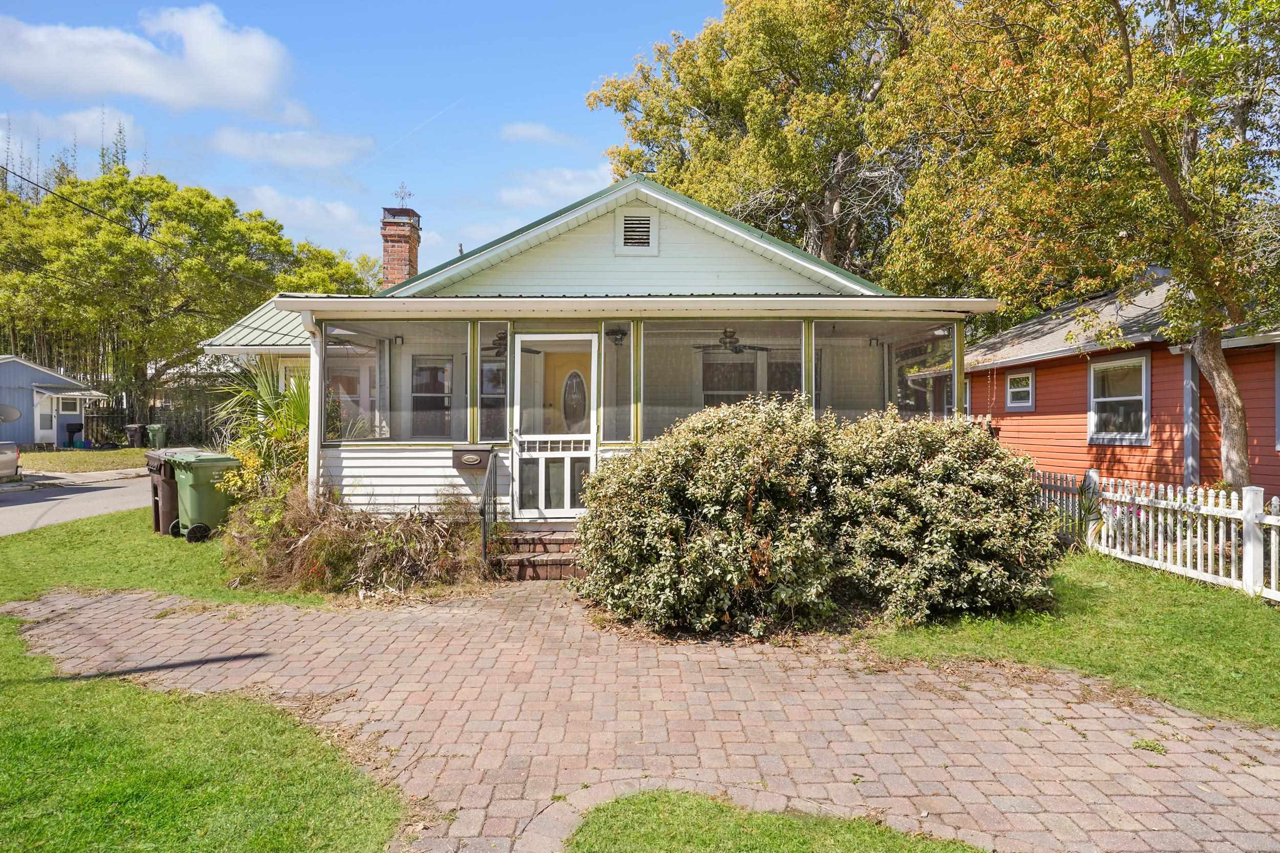 Image 3 of 34 For 132 Washington St