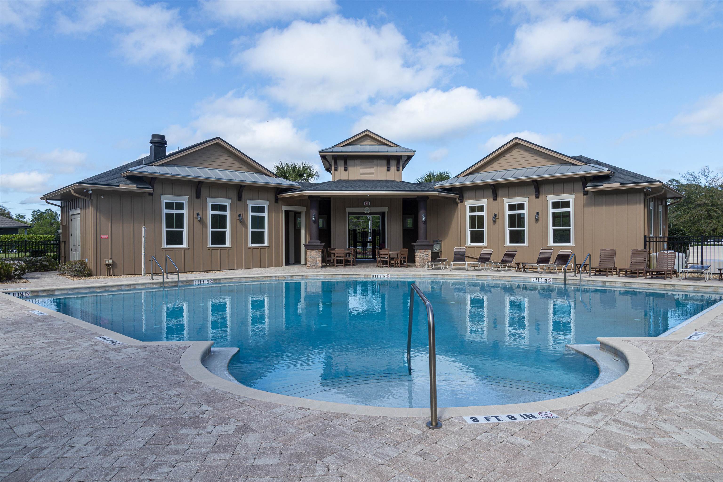 Image 32 of 34 For 85 Amia Drive