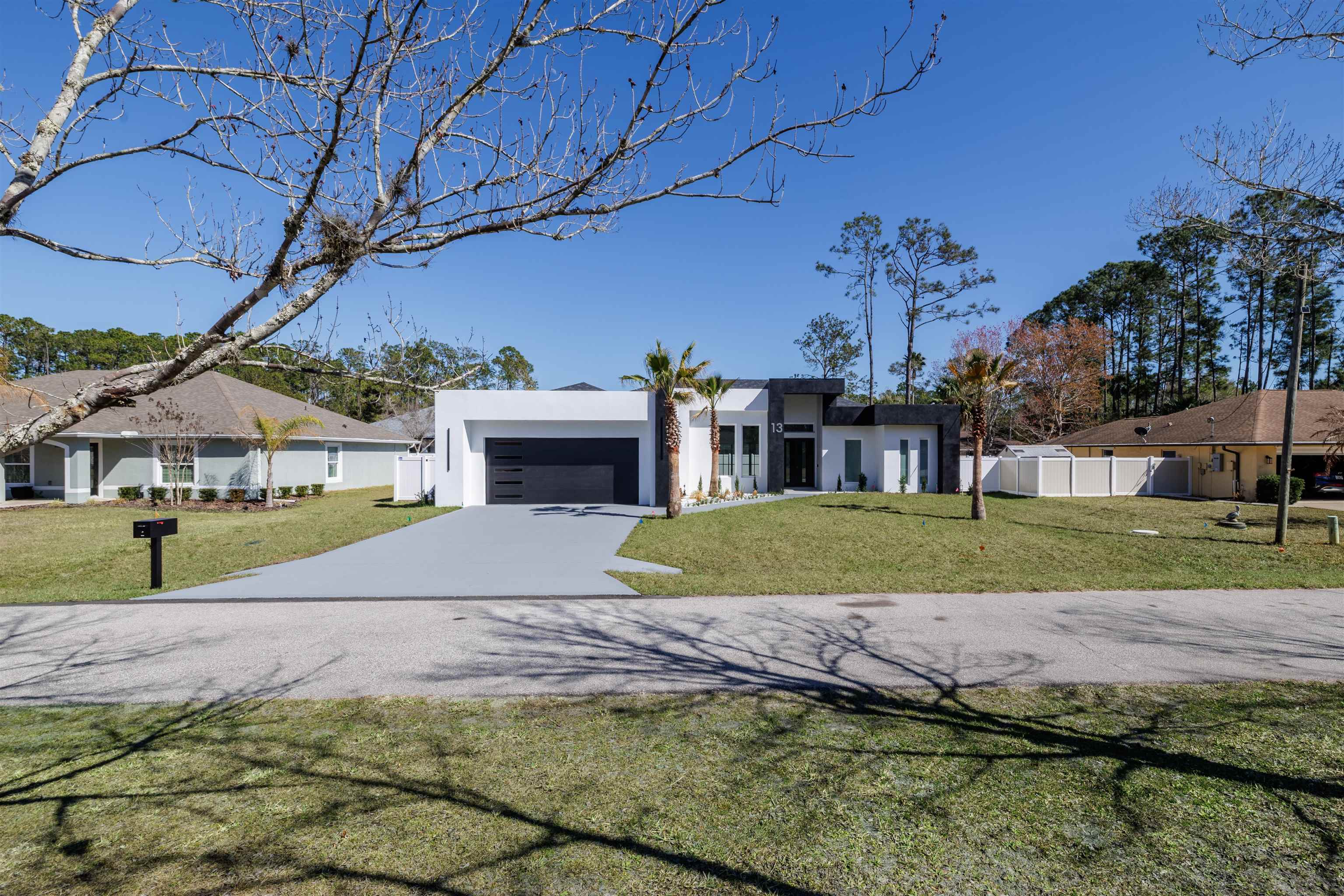 Image 4 of 42 For 13 Edith Ln  