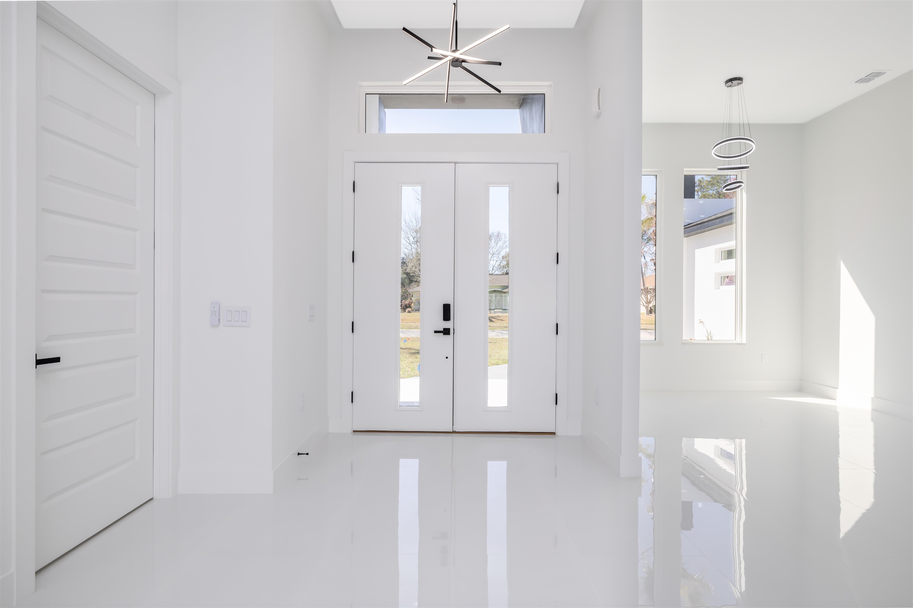 Image 6 of 42 For 13 Edith Ln  