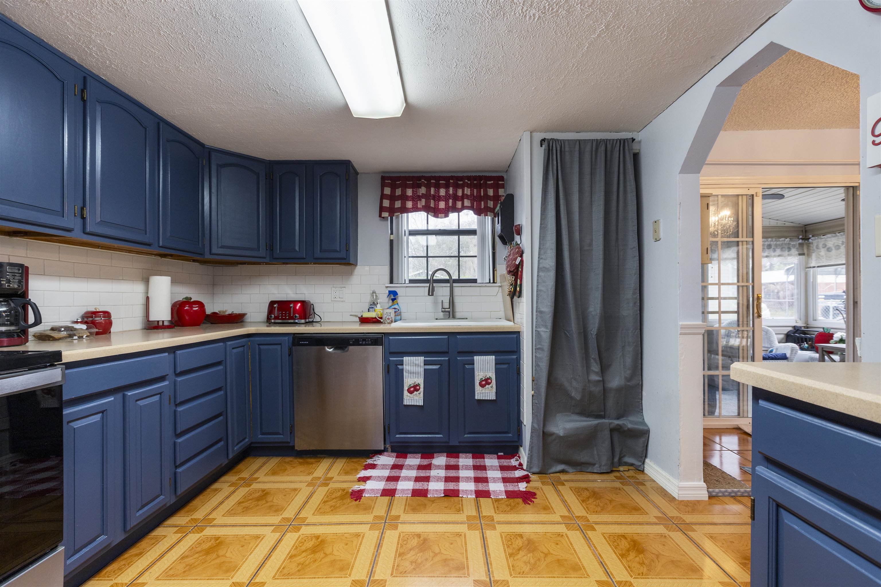 Image 25 of 35 For 4240 New Hampshire Road