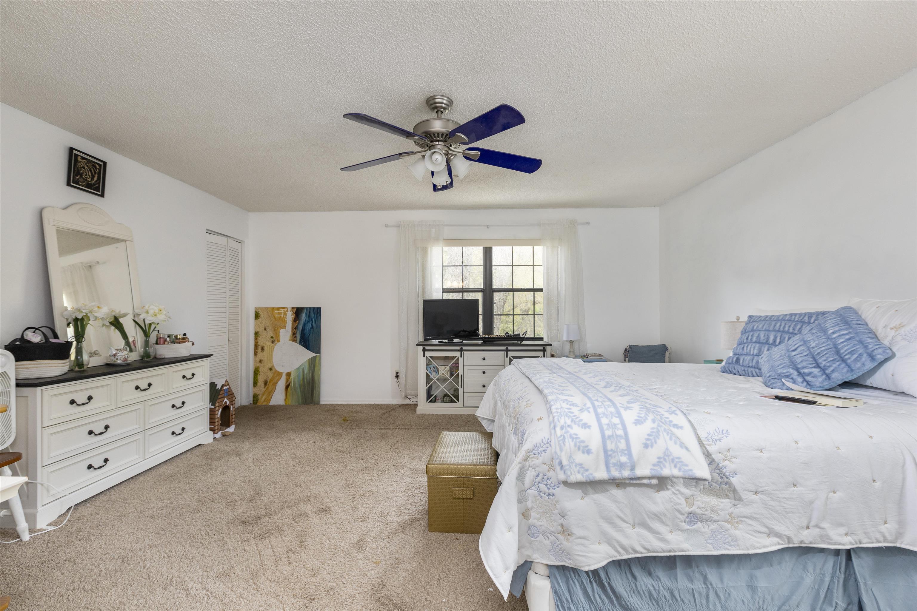 Image 34 of 35 For 4240 New Hampshire Road