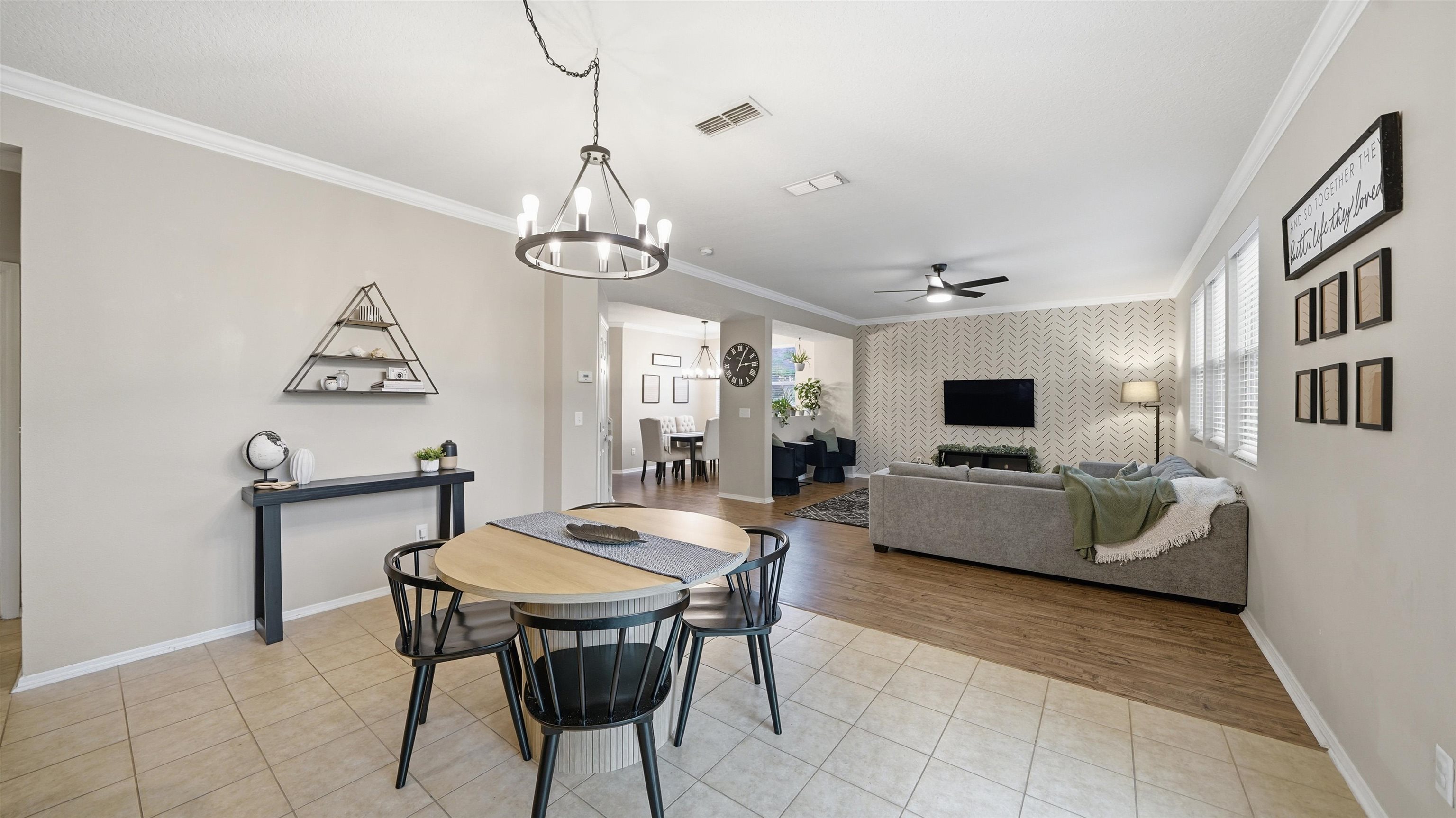 Image 17 of 55 For 448 Bostwick Cir