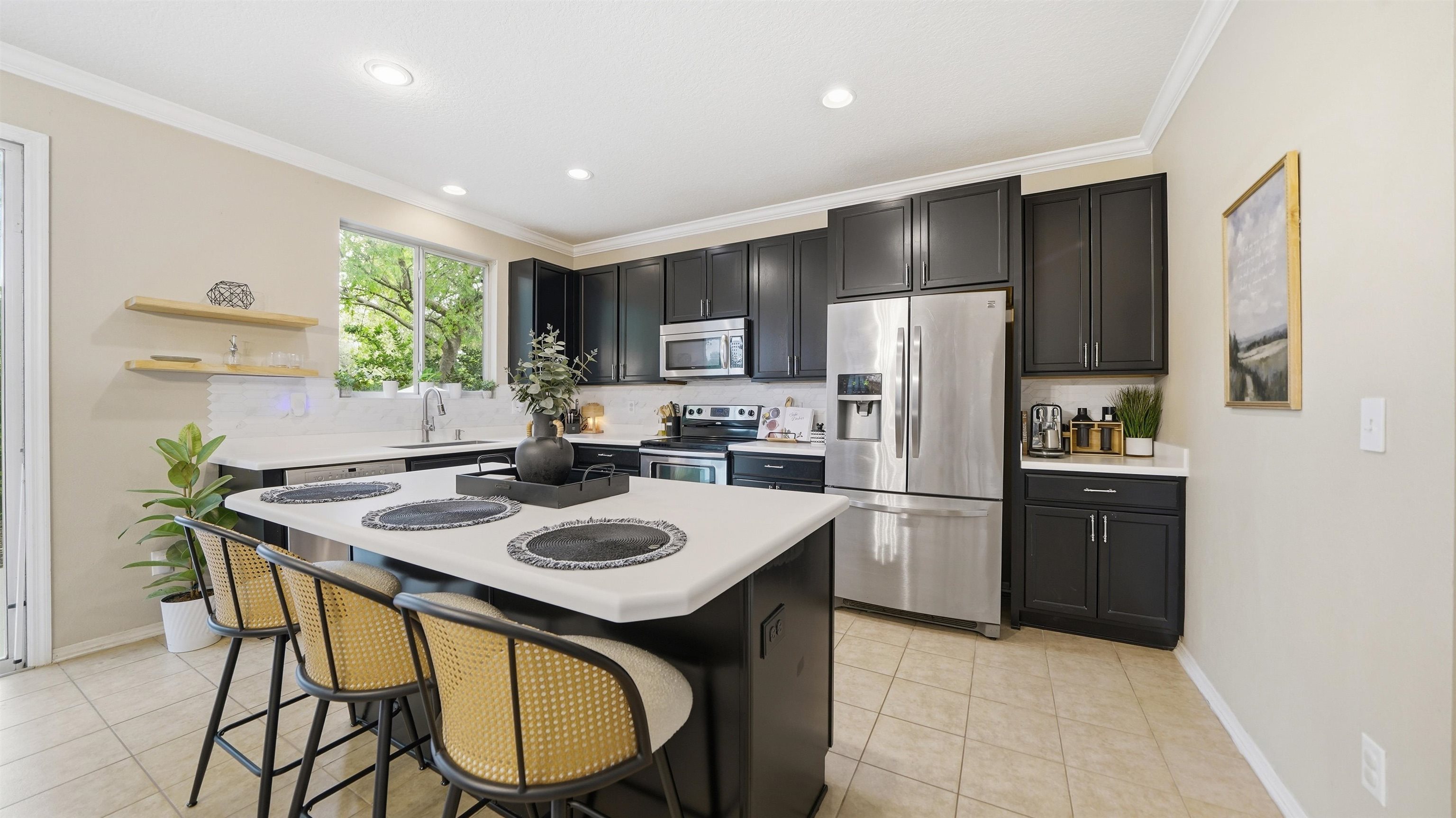 Image 18 of 55 For 448 Bostwick Cir