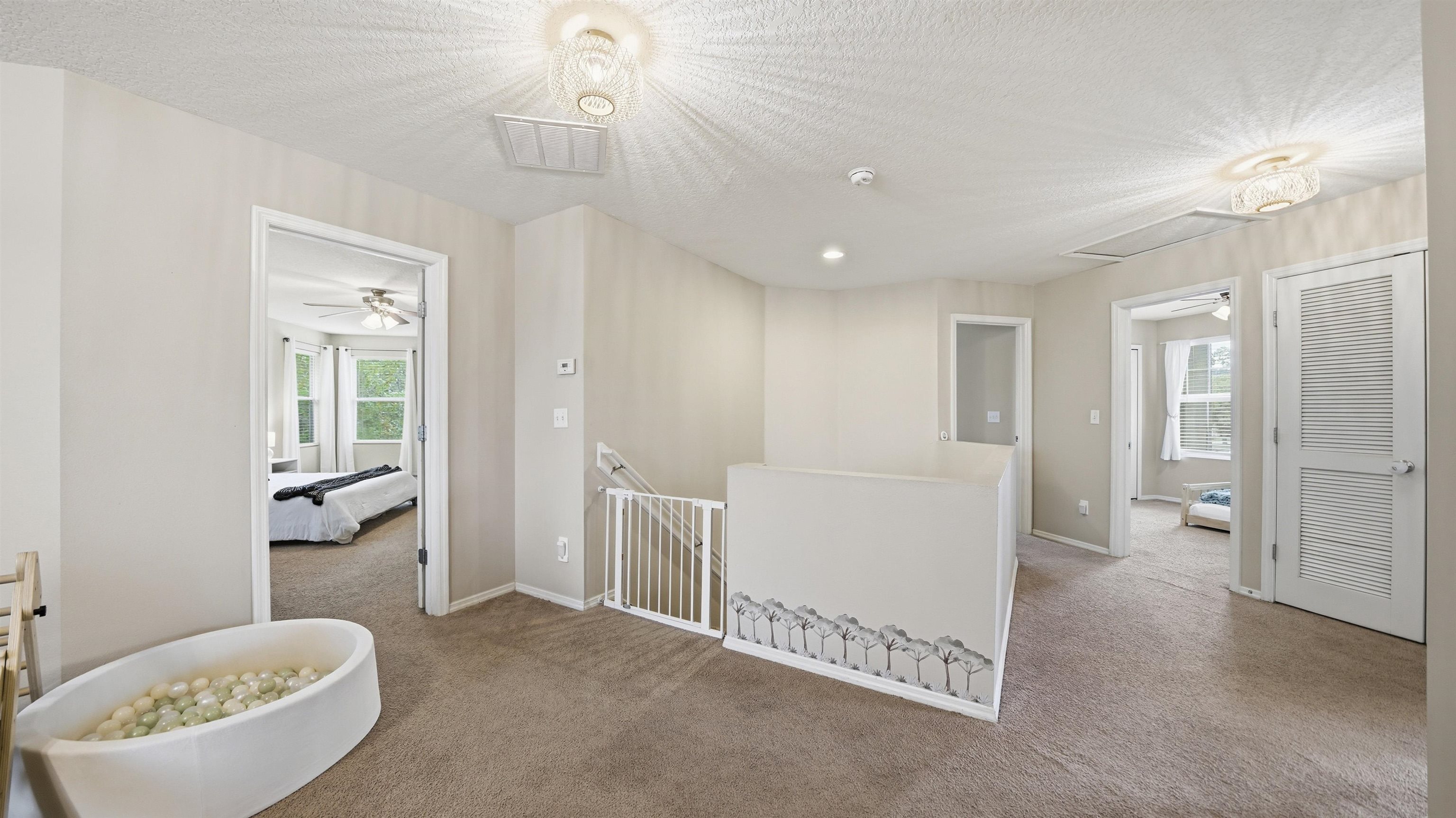 Image 29 of 55 For 448 Bostwick Cir