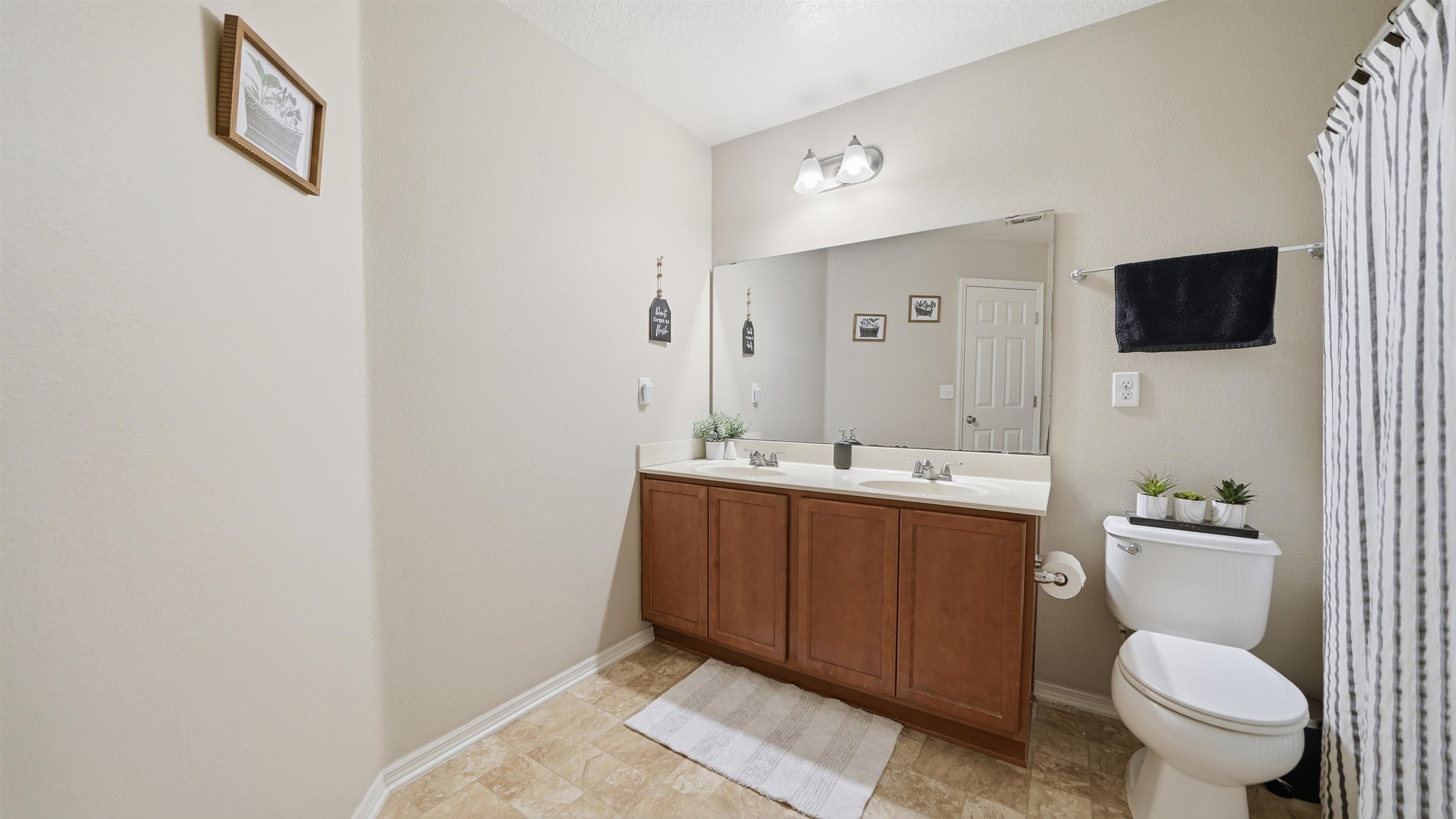 Image 40 of 55 For 448 Bostwick Cir