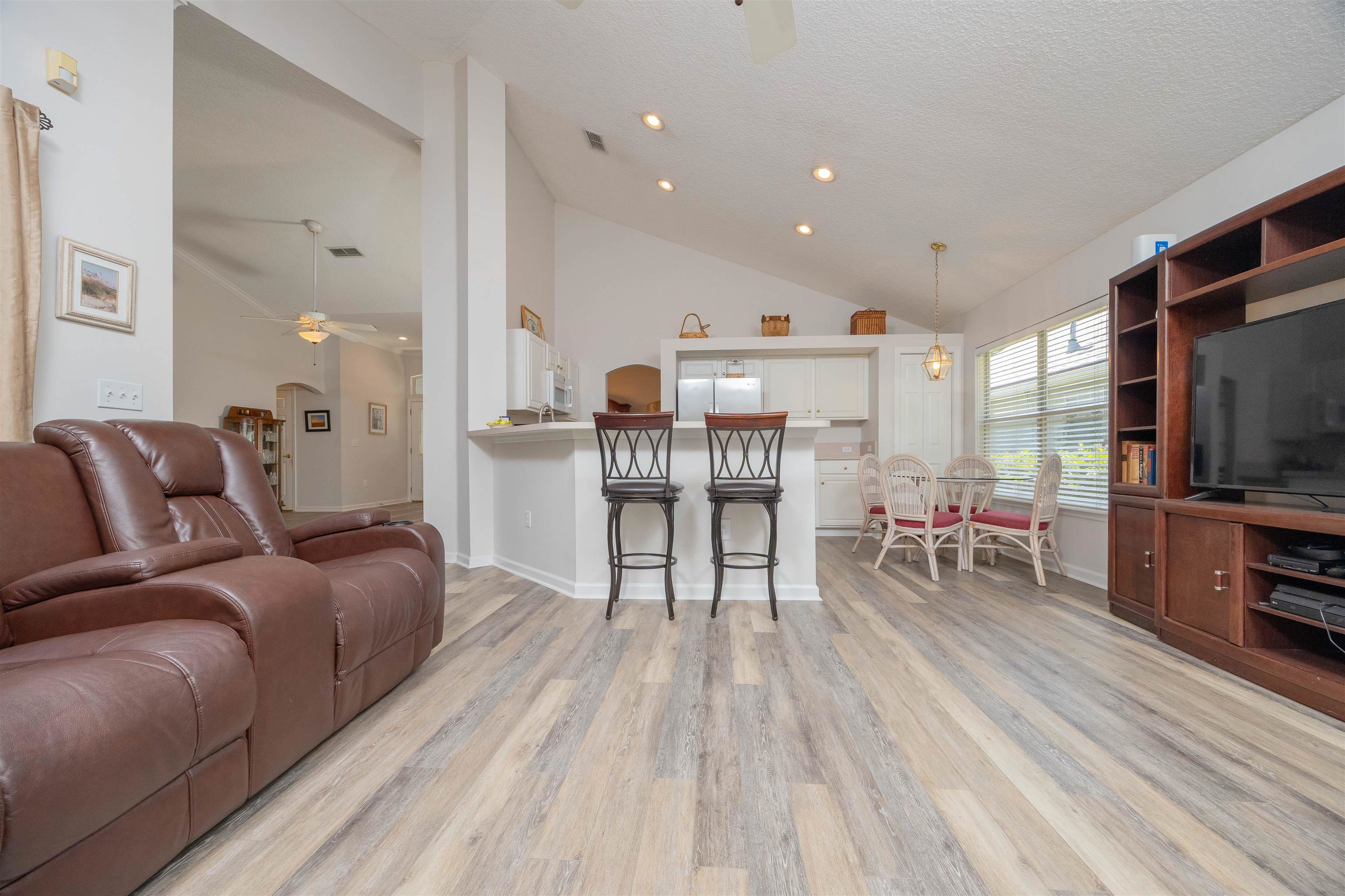 Image 15 of 47 For 841 Sawyer Run Lane