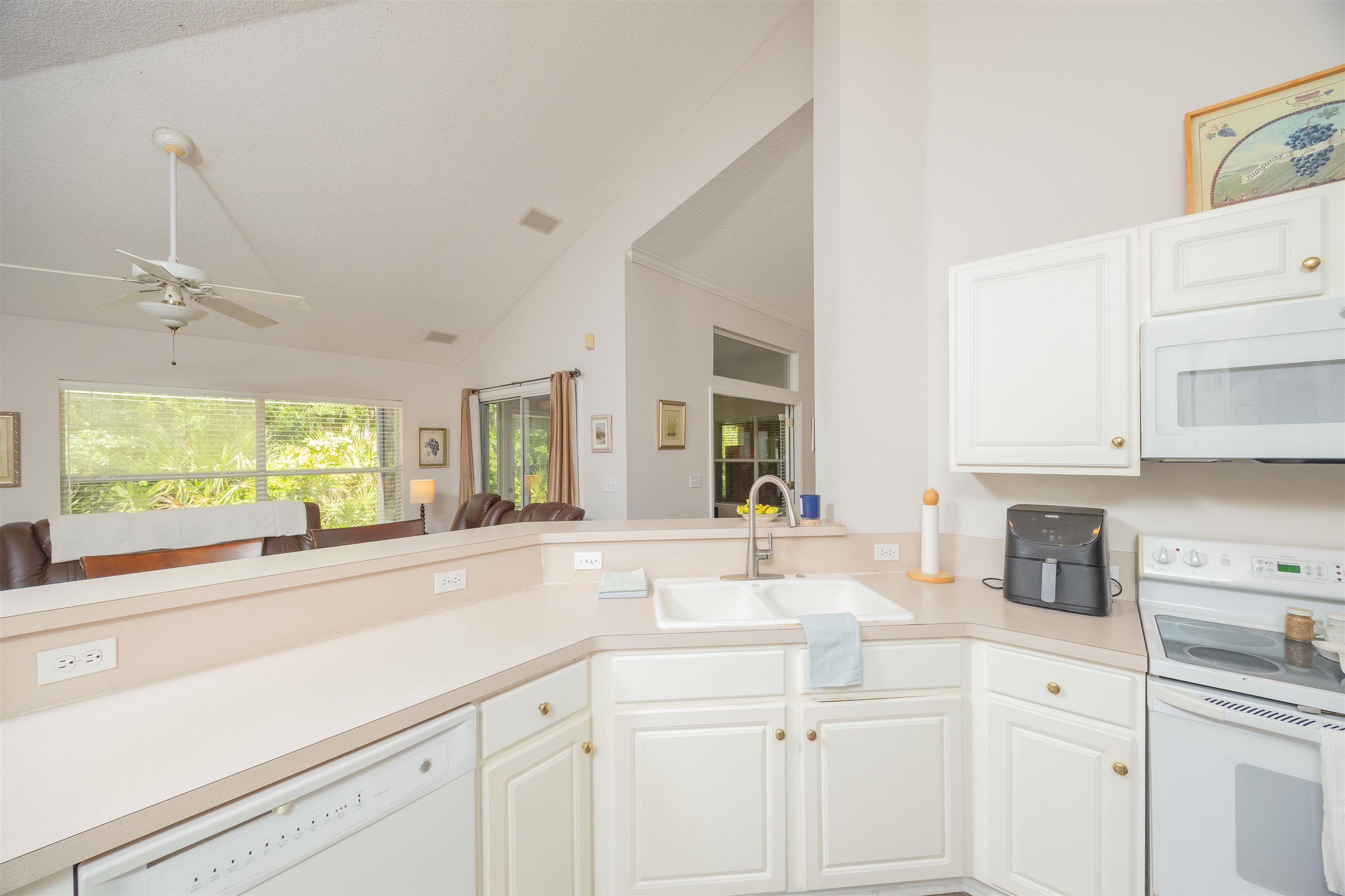 Image 18 of 47 For 841 Sawyer Run Lane