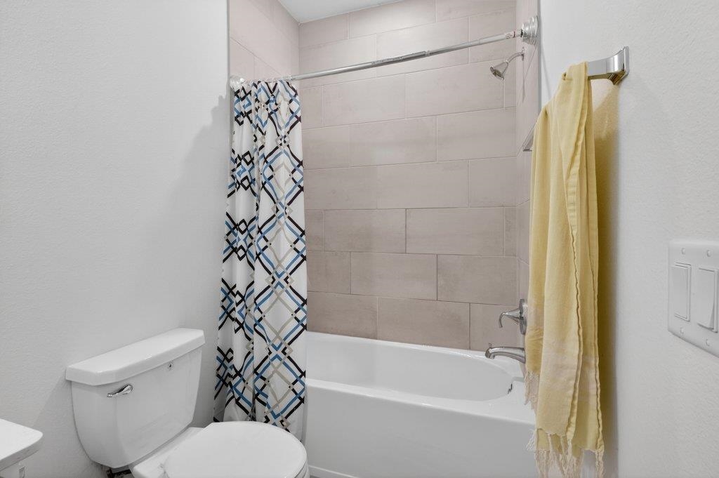 Image 27 of 43 For 210 White Rabbit Run