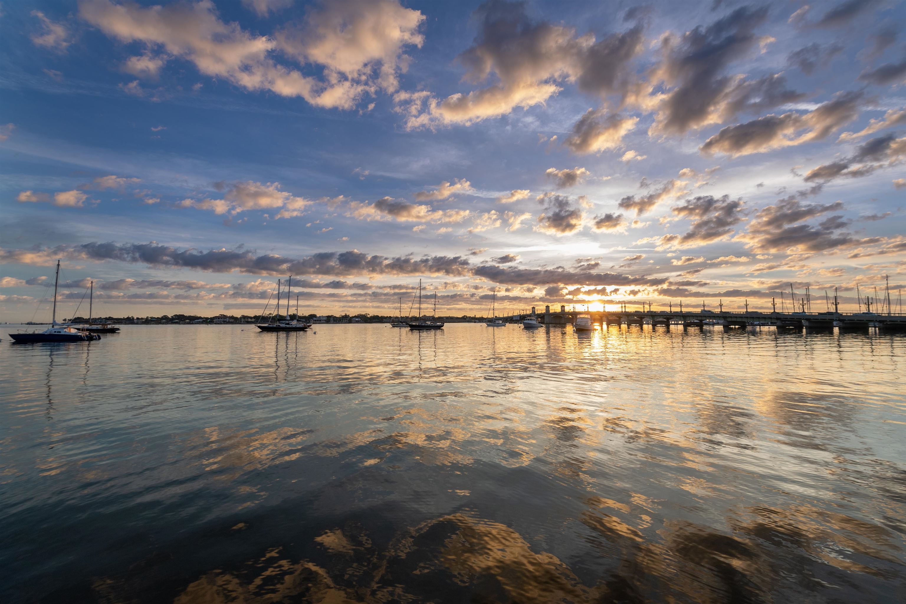 Image 22 of 25 For 10065 Hennessey Ave