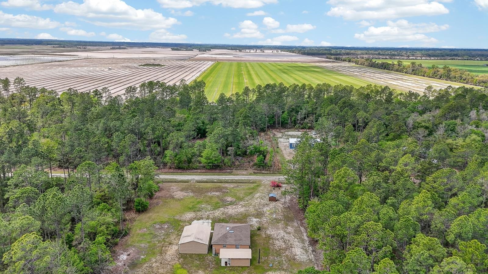 Image 7 of 25 For 10065 Hennessey Ave