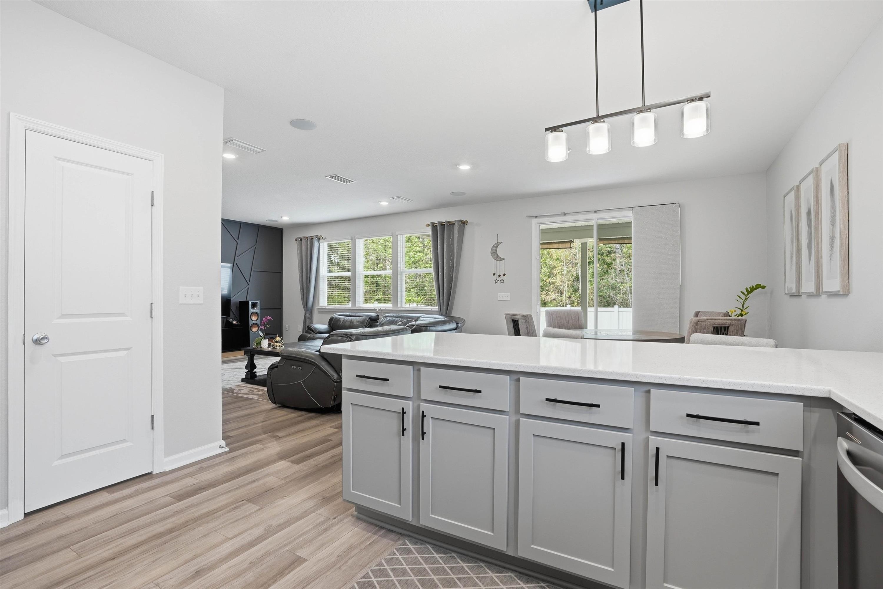 Image 13 of 46 For 13776 Brookwater Dr