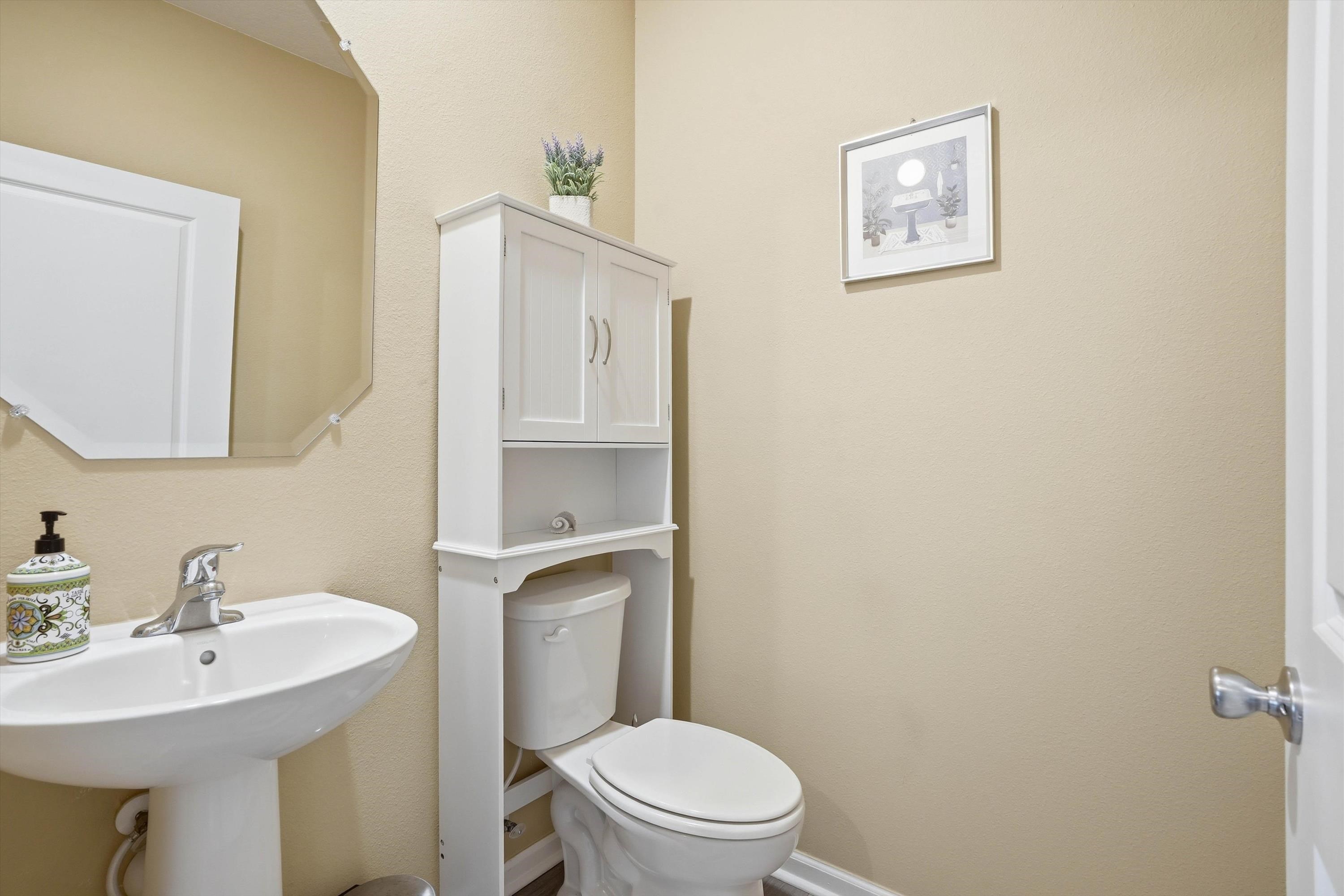 Image 15 of 46 For 13776 Brookwater Dr