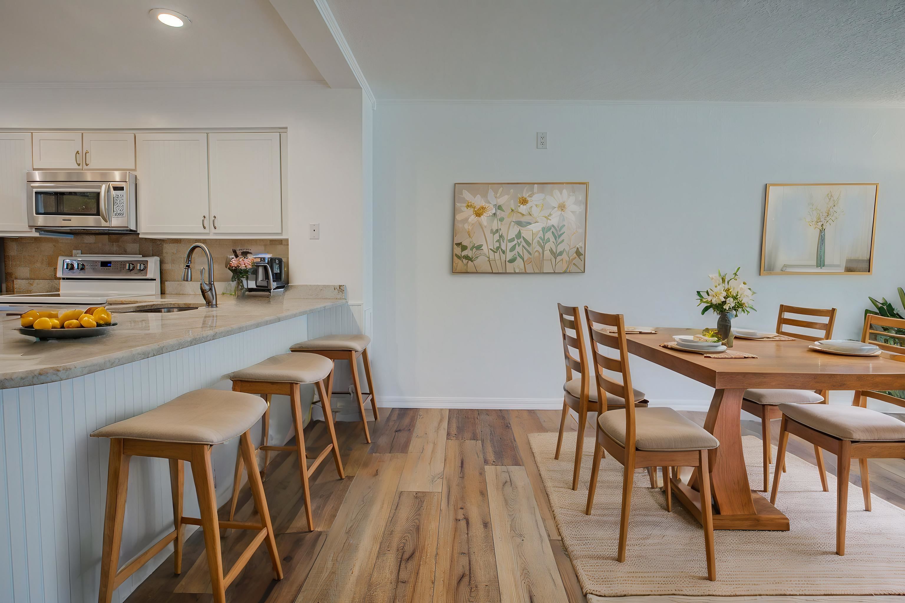 Image 23 of 54 For 94 Village Del Prado Cir