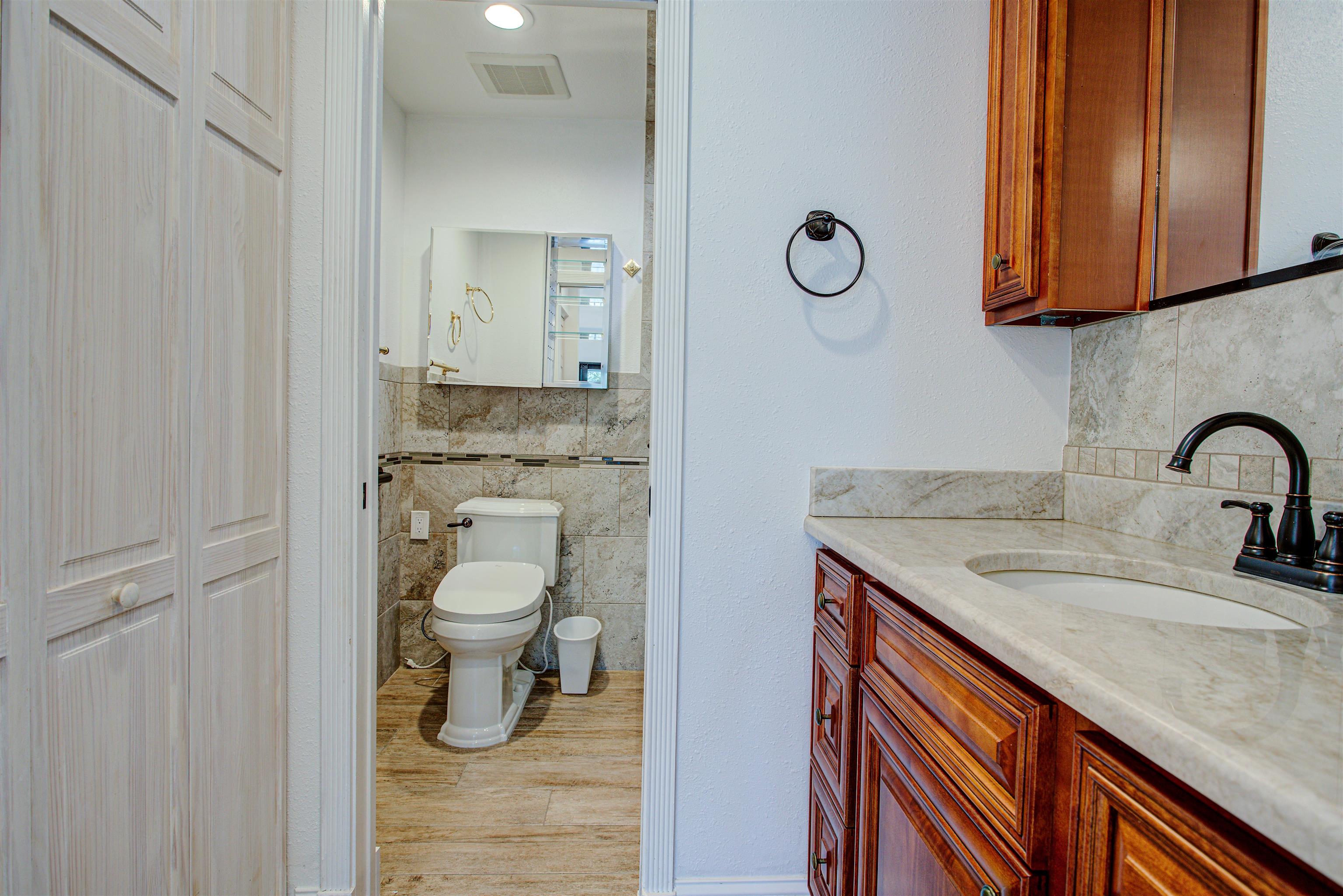 Image 41 of 54 For 94 Village Del Prado Cir