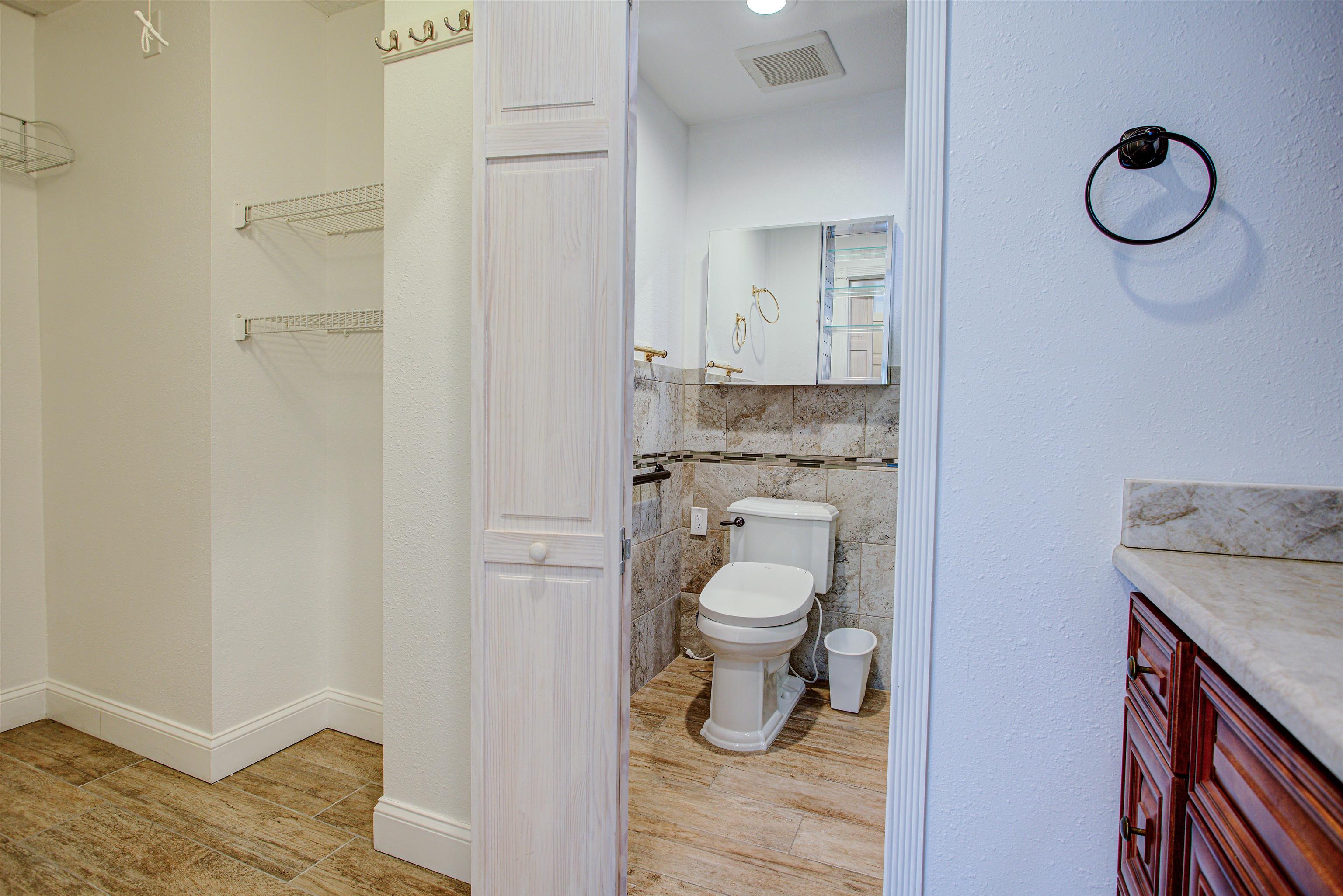 Image 42 of 54 For 94 Village Del Prado Cir