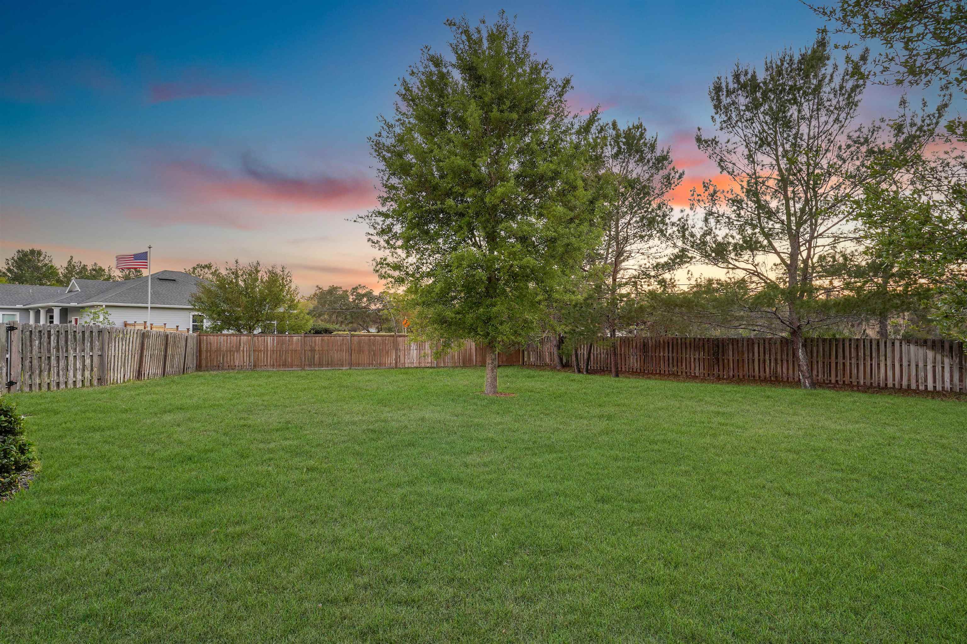 Image 35 of 38 For 324 Shadowwood Dr N