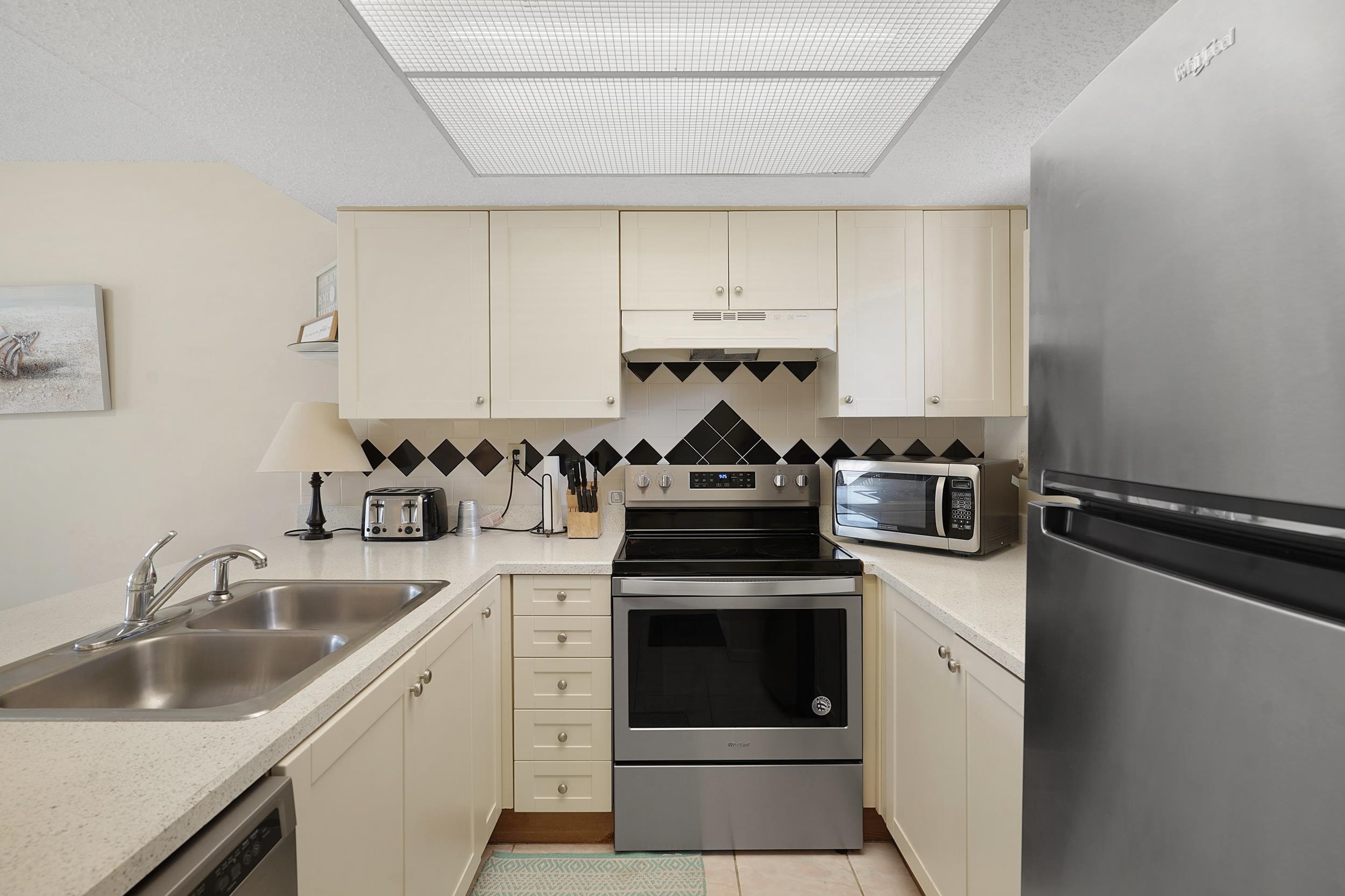 Image 5 of 23 For 4250 A1a S C12  C12