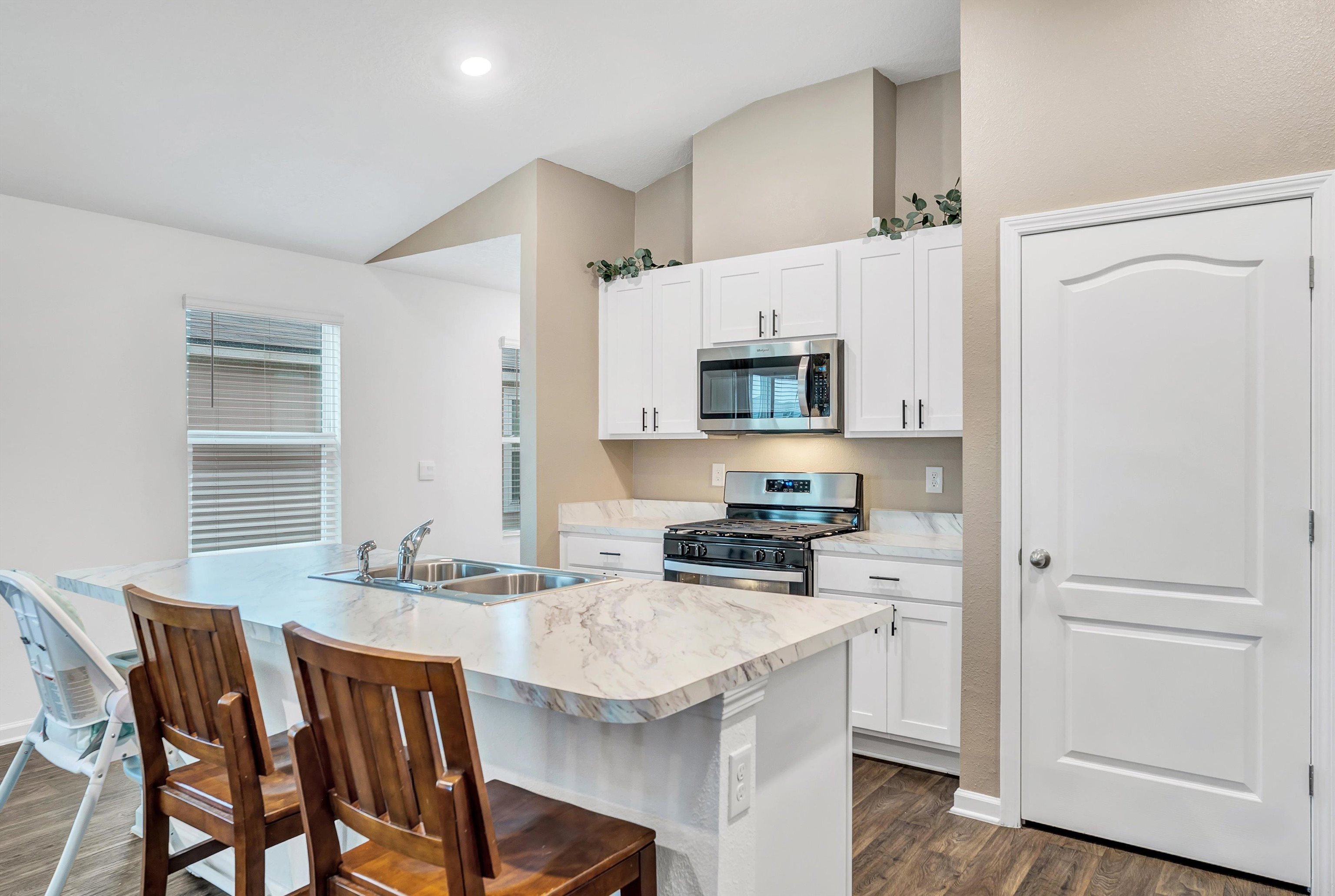 Image 10 of 63 For 210 Tordera Ln