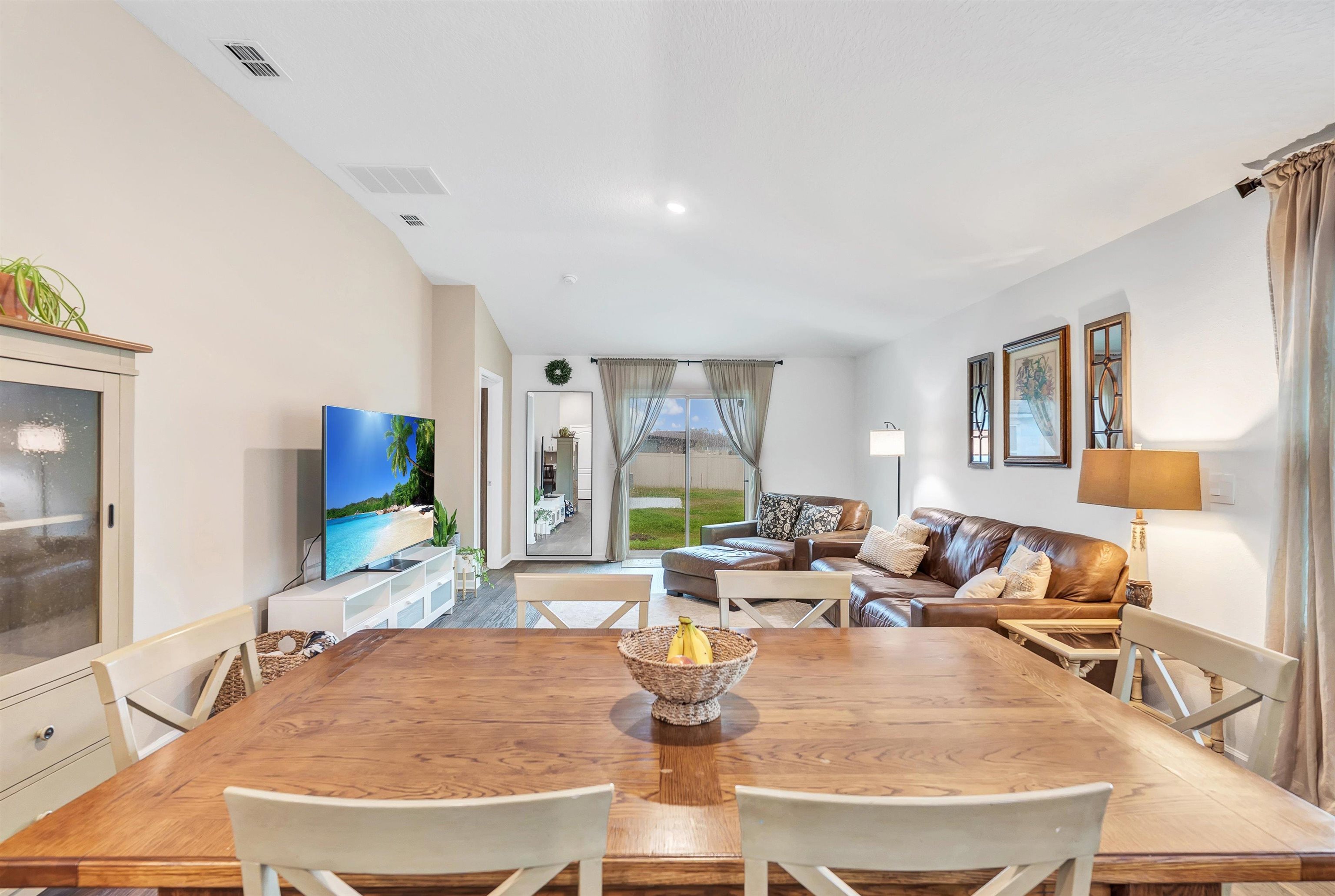 Image 13 of 63 For 210 Tordera Ln