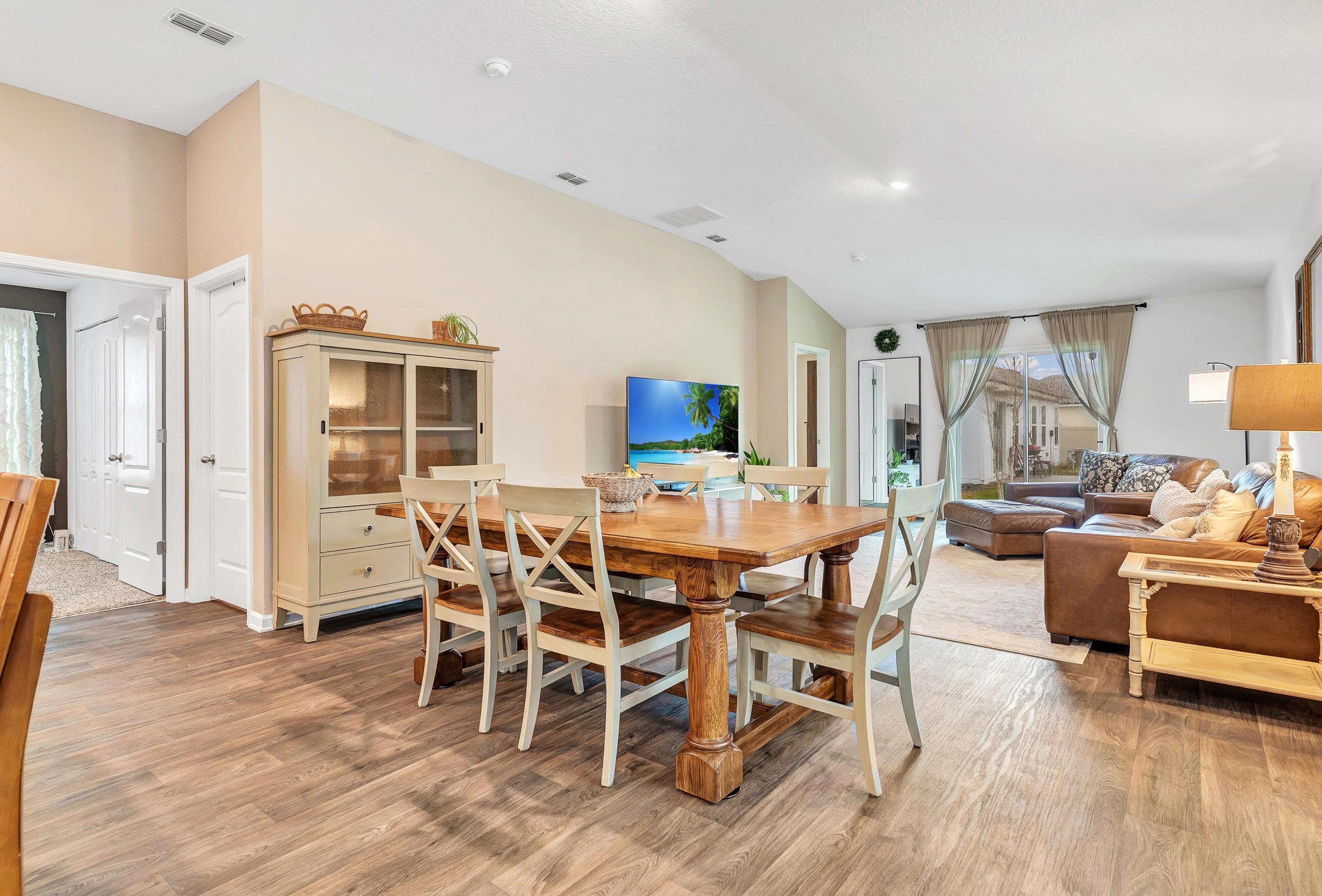 Image 14 of 63 For 210 Tordera Ln