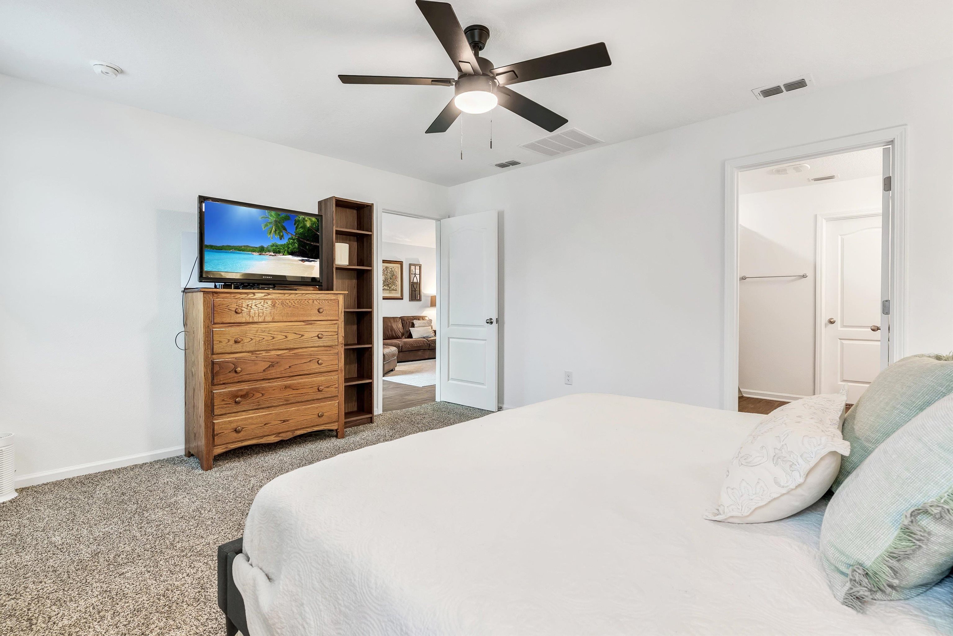 Image 20 of 63 For 210 Tordera Ln