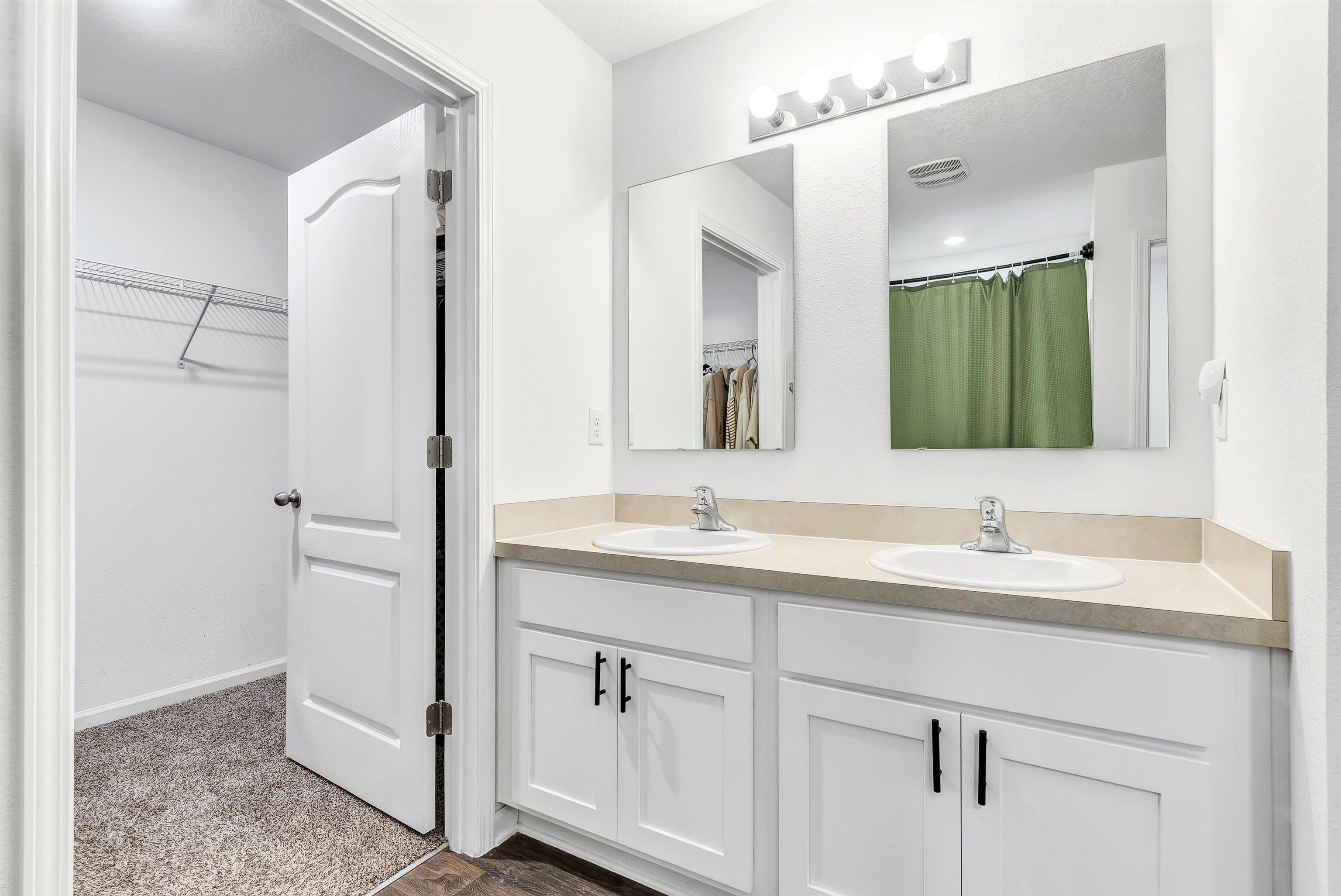 Image 22 of 63 For 210 Tordera Ln