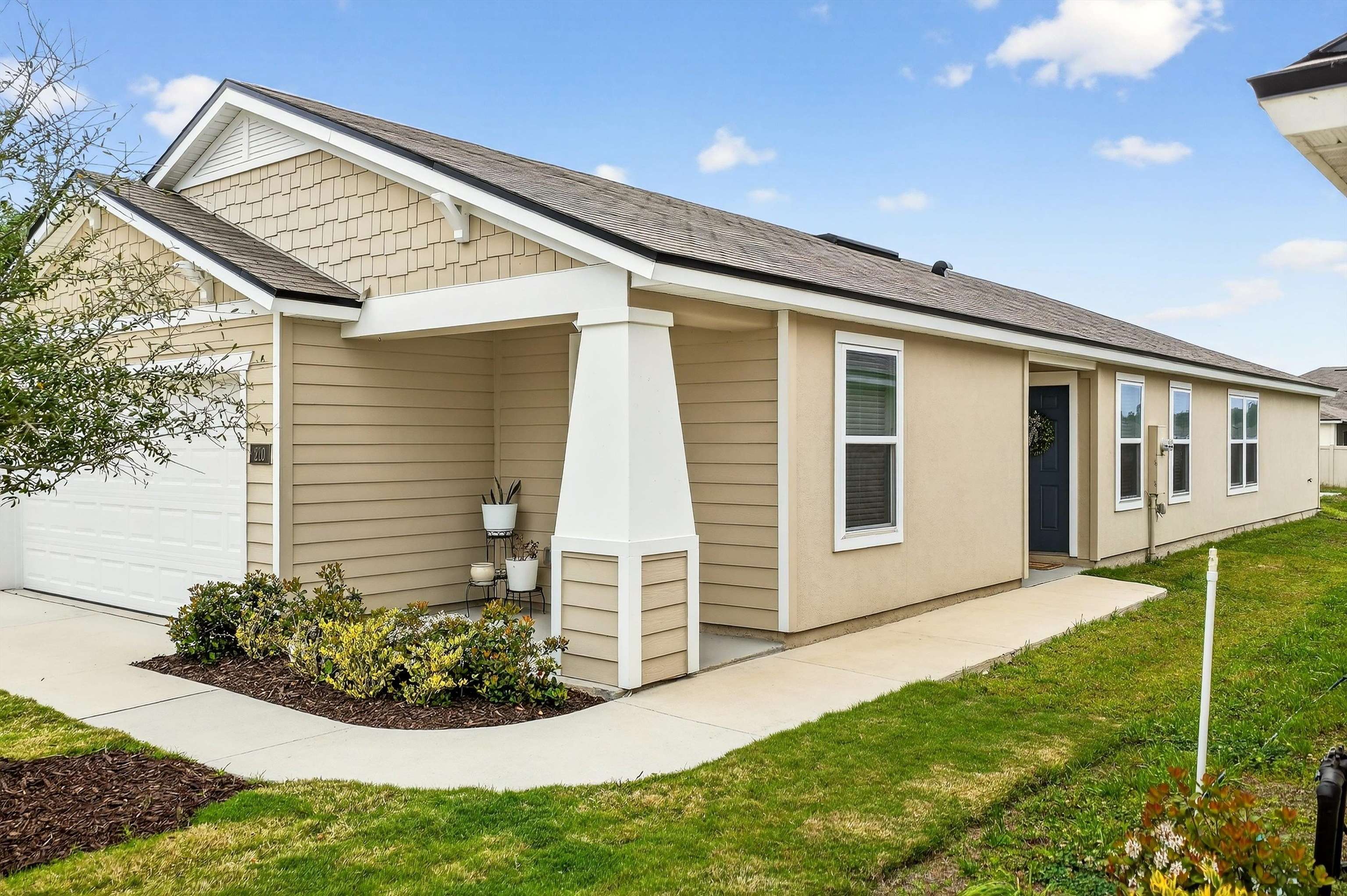 Image 3 of 63 For 210 Tordera Ln