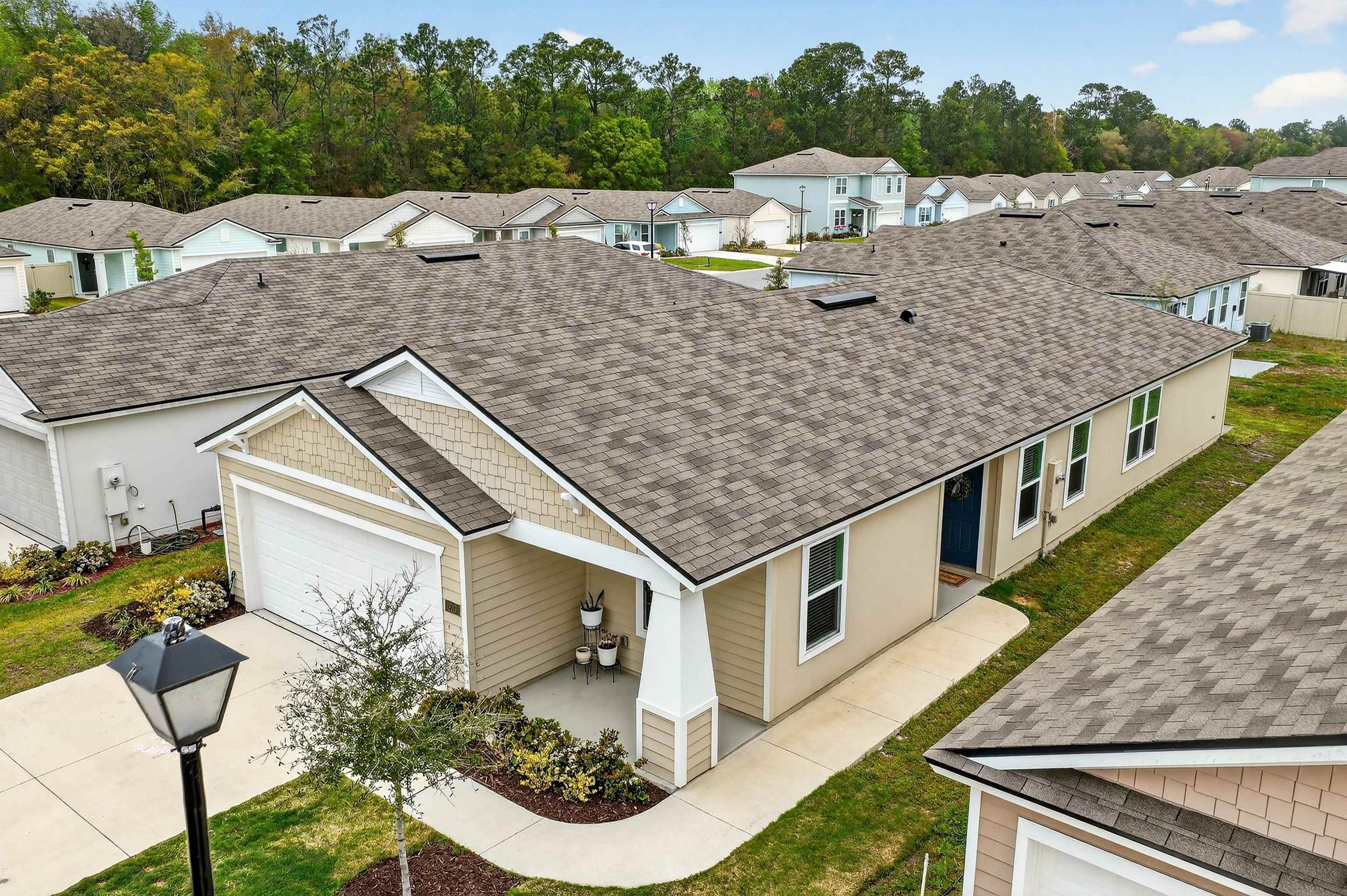 Image 32 of 63 For 210 Tordera Ln