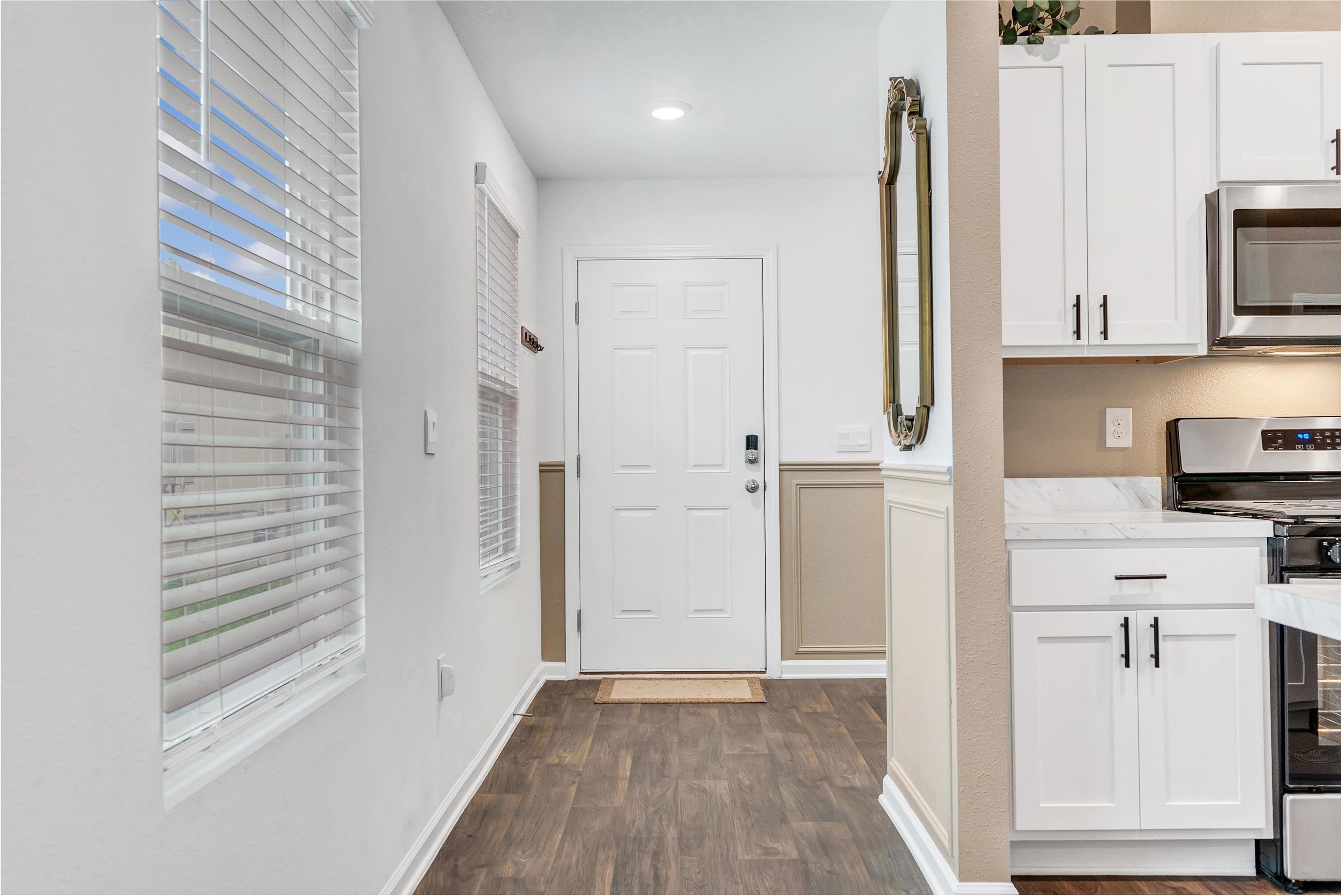 Image 4 of 63 For 210 Tordera Ln